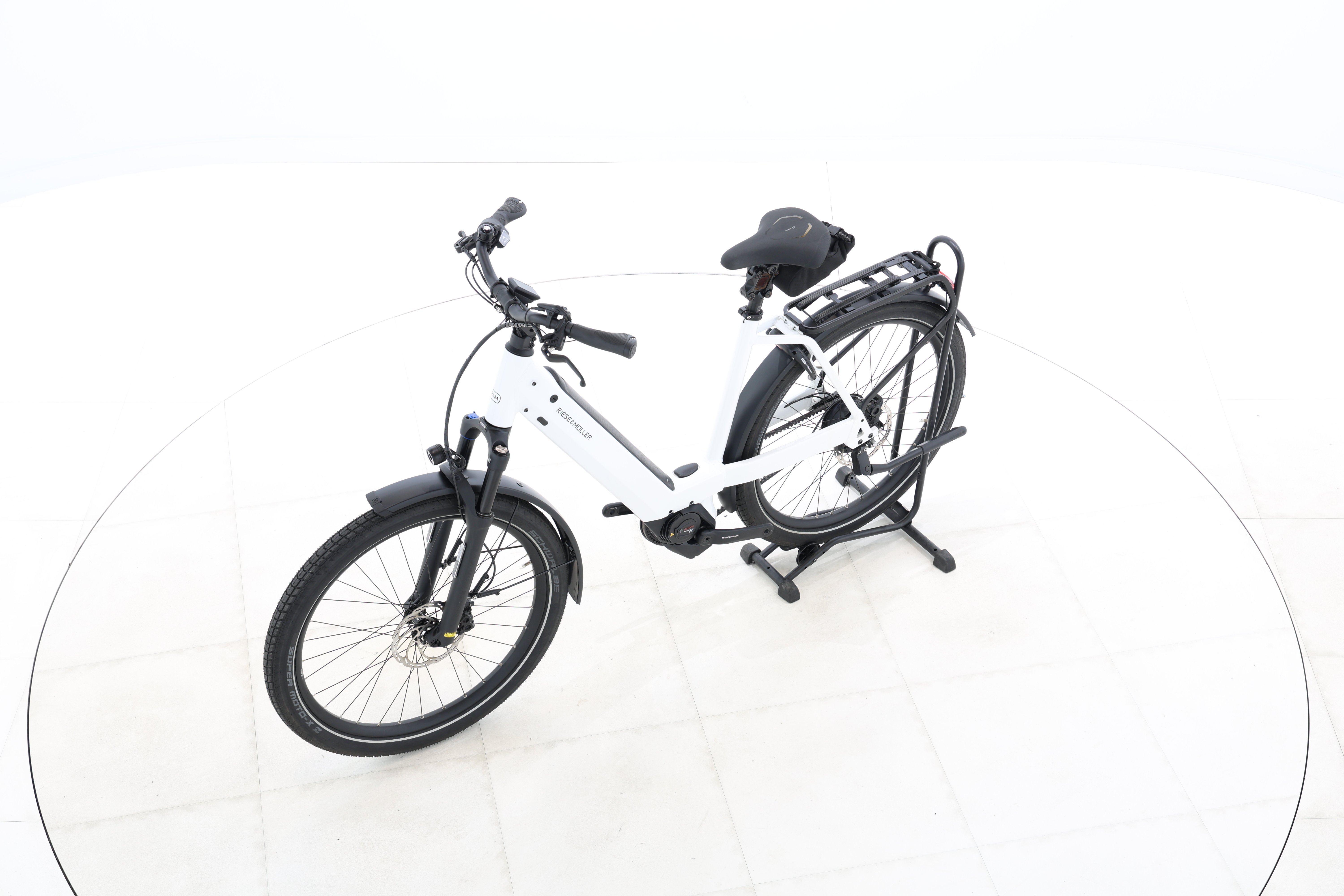 8a7c78ea-3b52-4321-84a5-d46e547f17cb