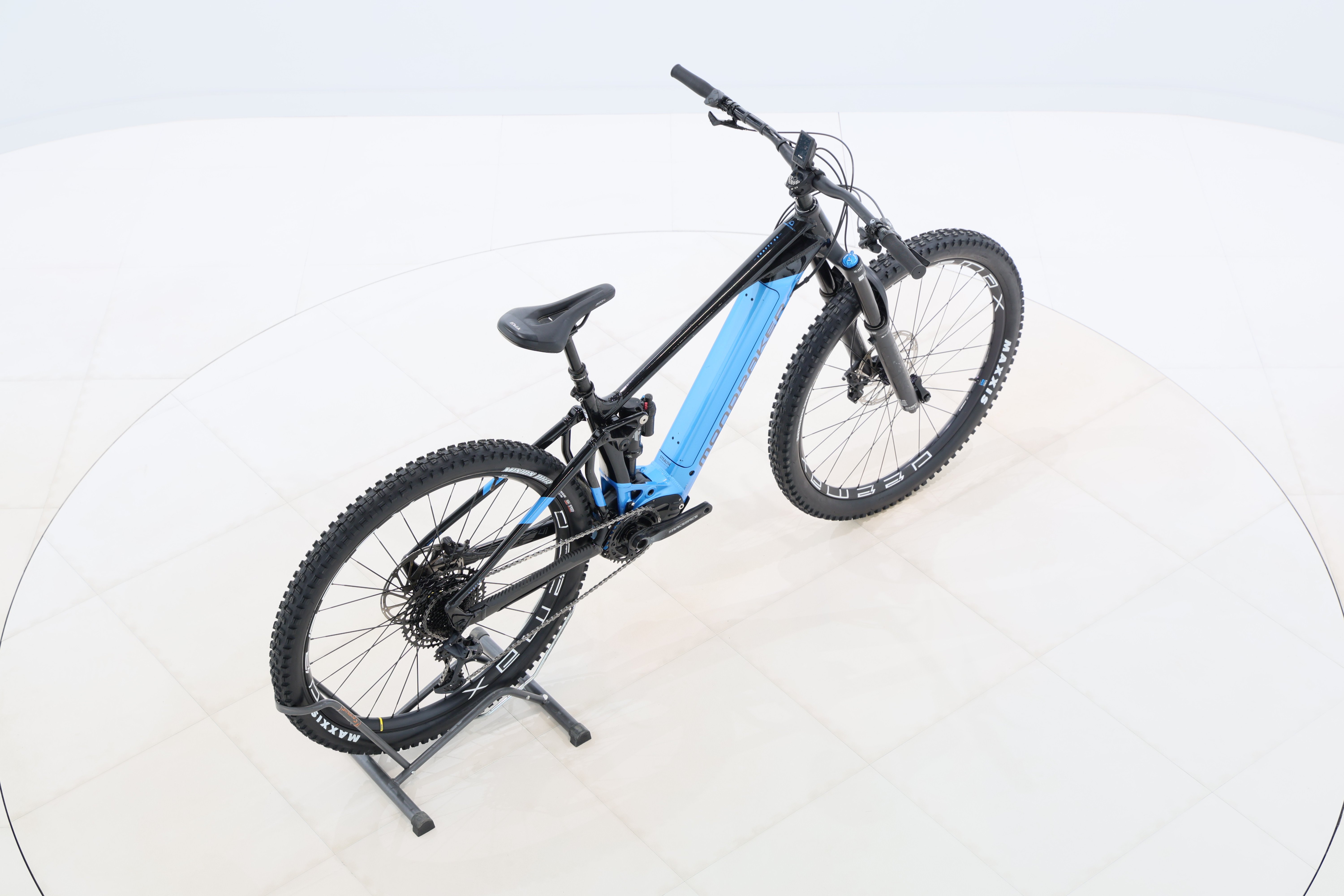 1938ab15-8a29-4631-879c-9eb6371ed3ab