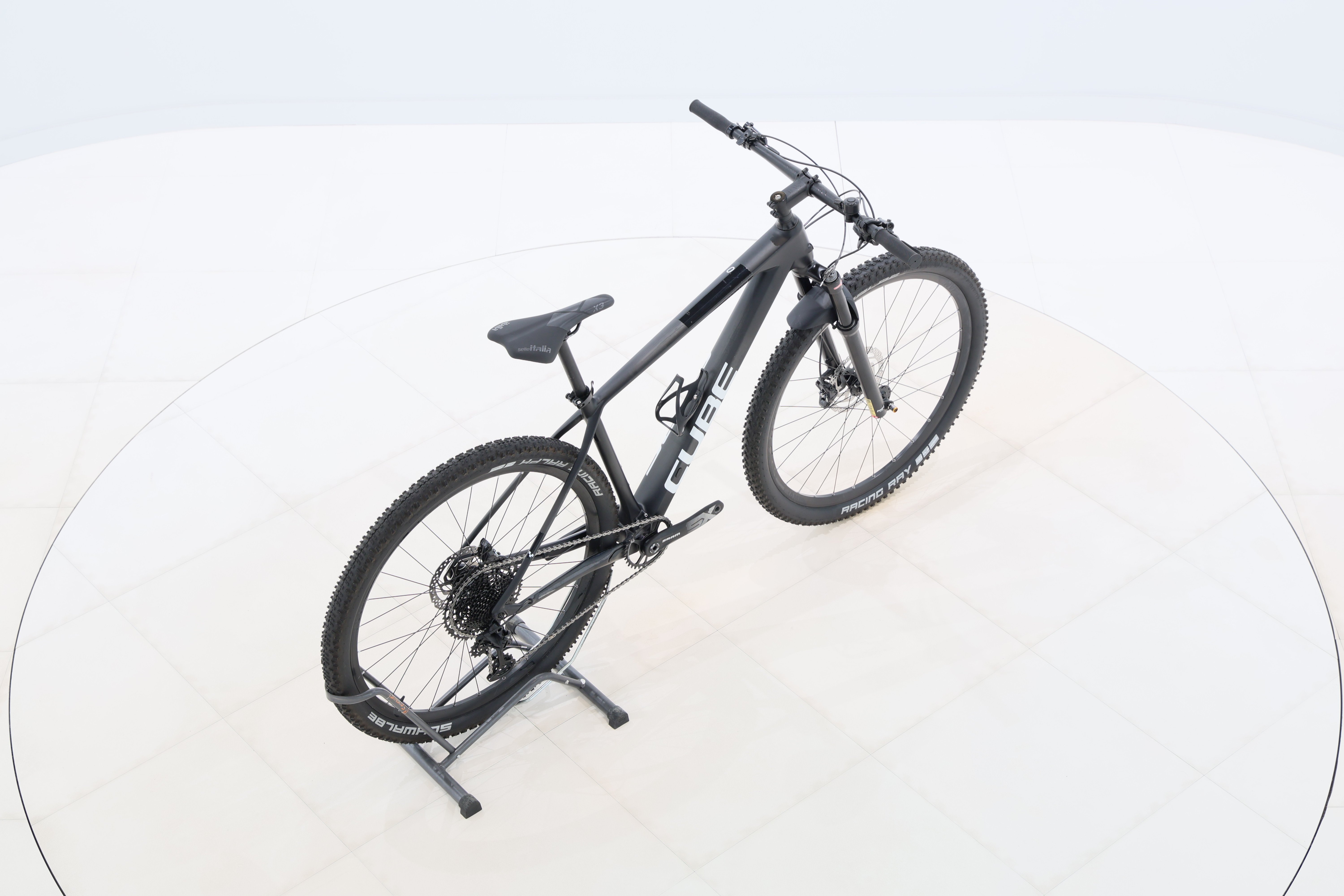 dbe4ad13-d175-4775-8563-15ea3921ced9