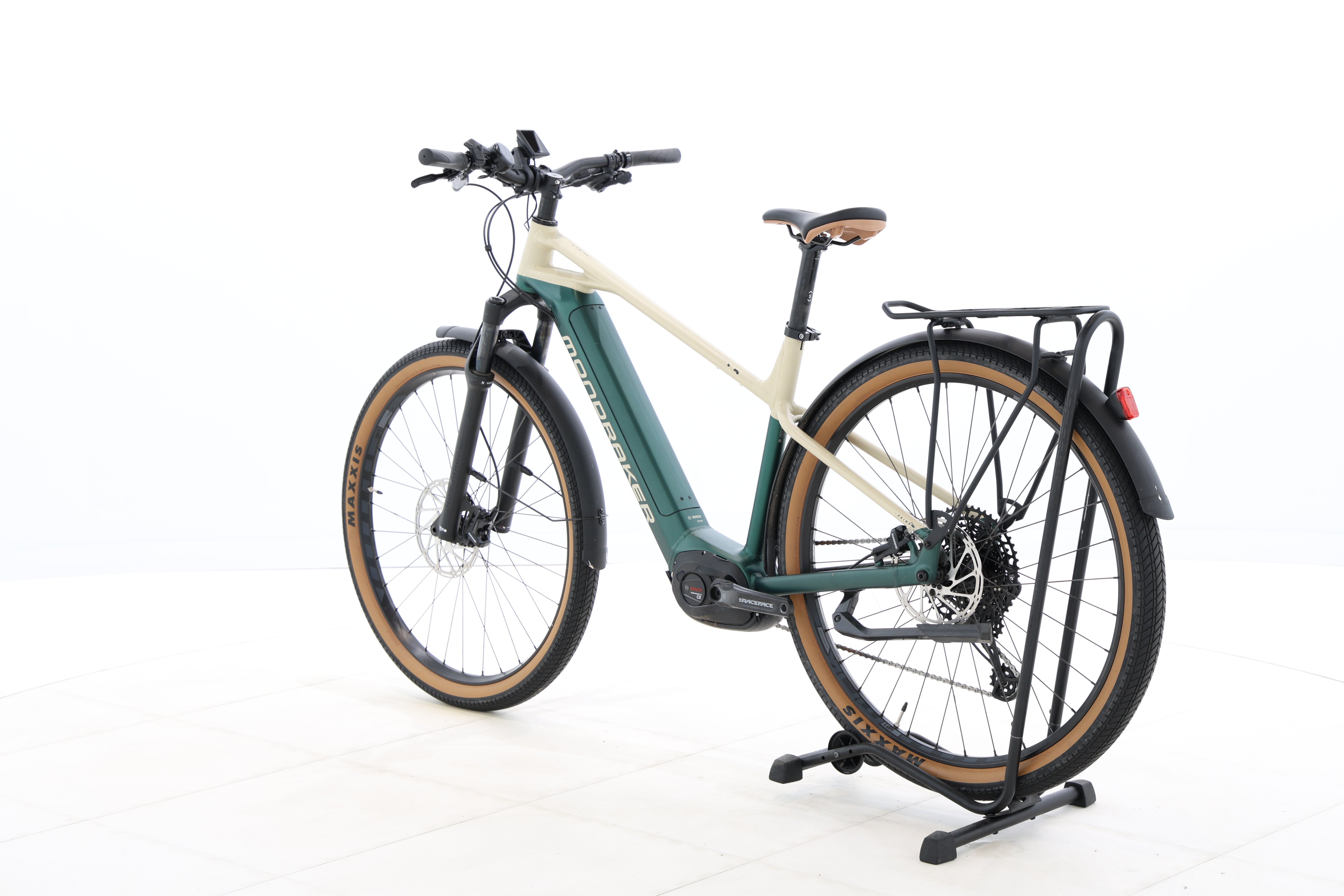 32b8fc0d-268e-48ce-82d4-7656ea5f0d14