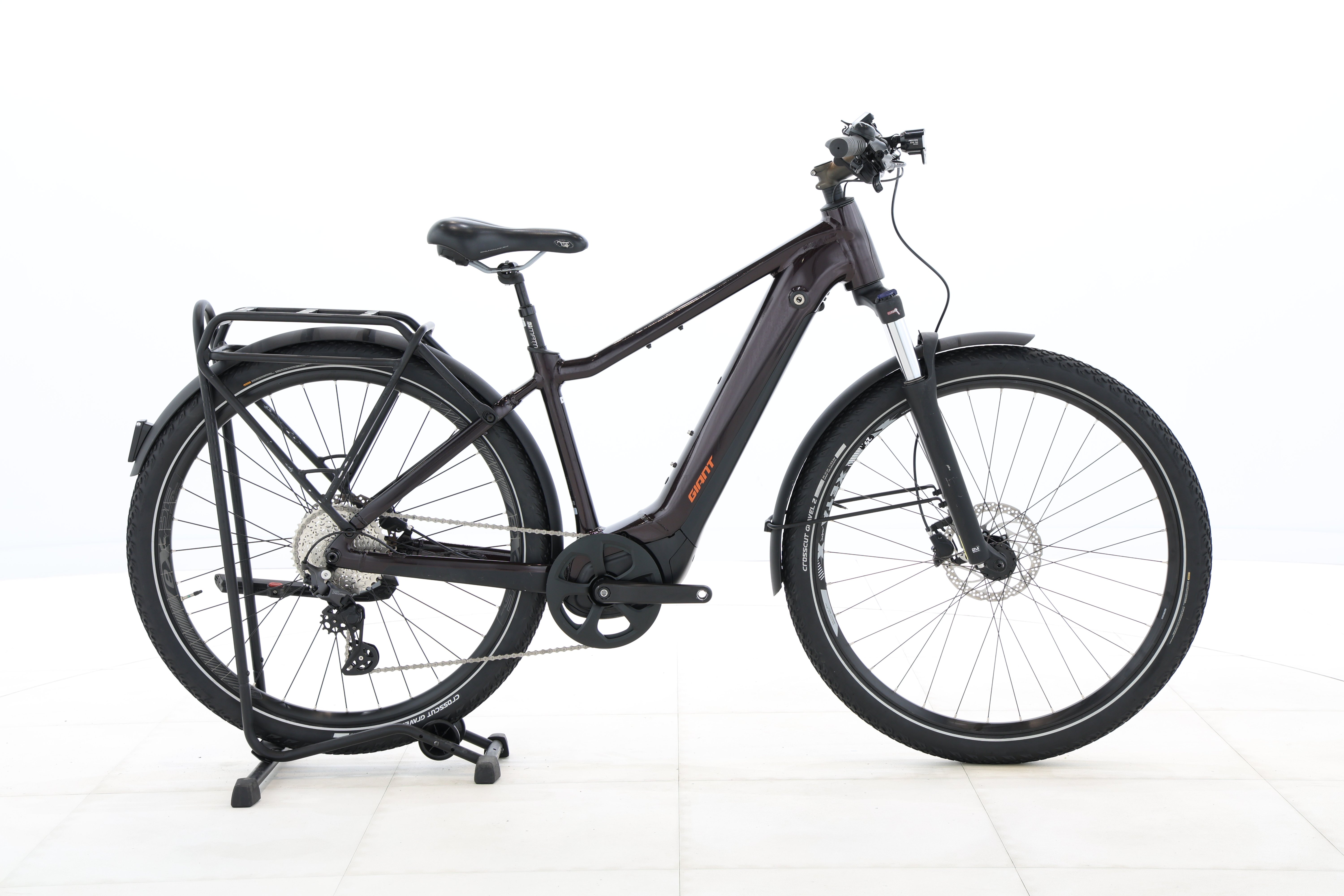 38a9690d-7e0b-4166-bc41-00d485b8ad16