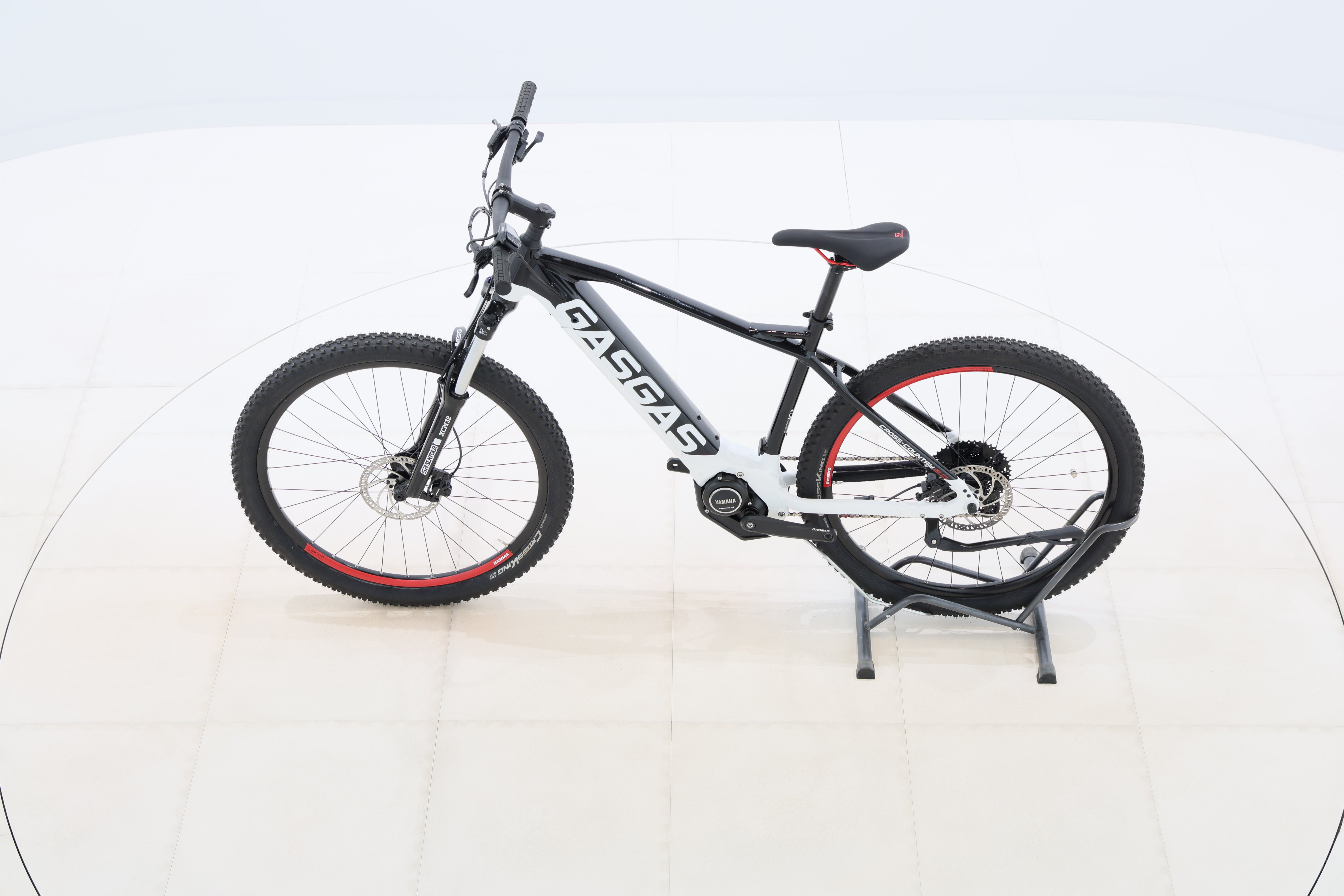 57866557-d9b6-4e2a-82c3-04ded9095e9e