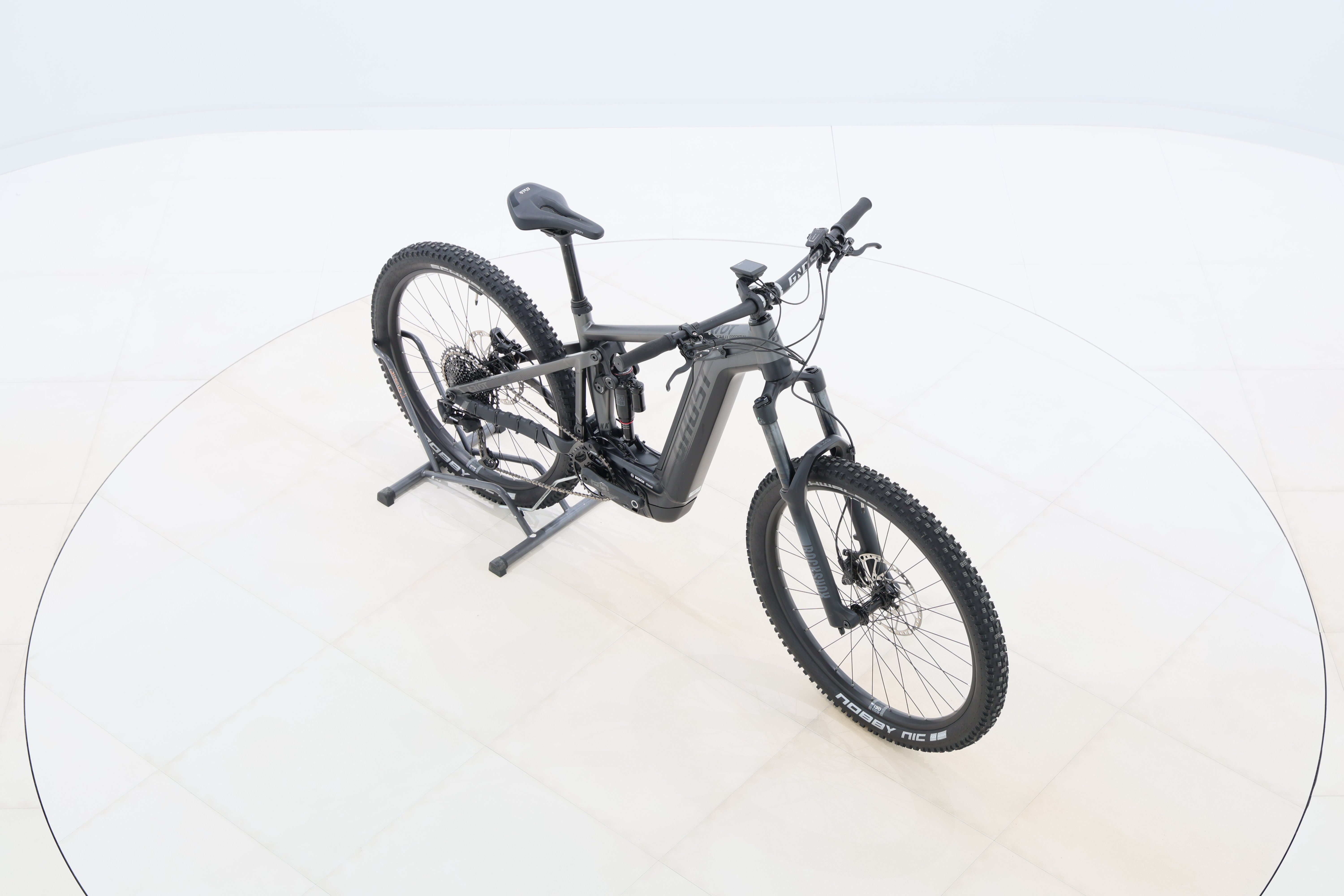 580e7556-0f48-4b32-8694-3307609dd966