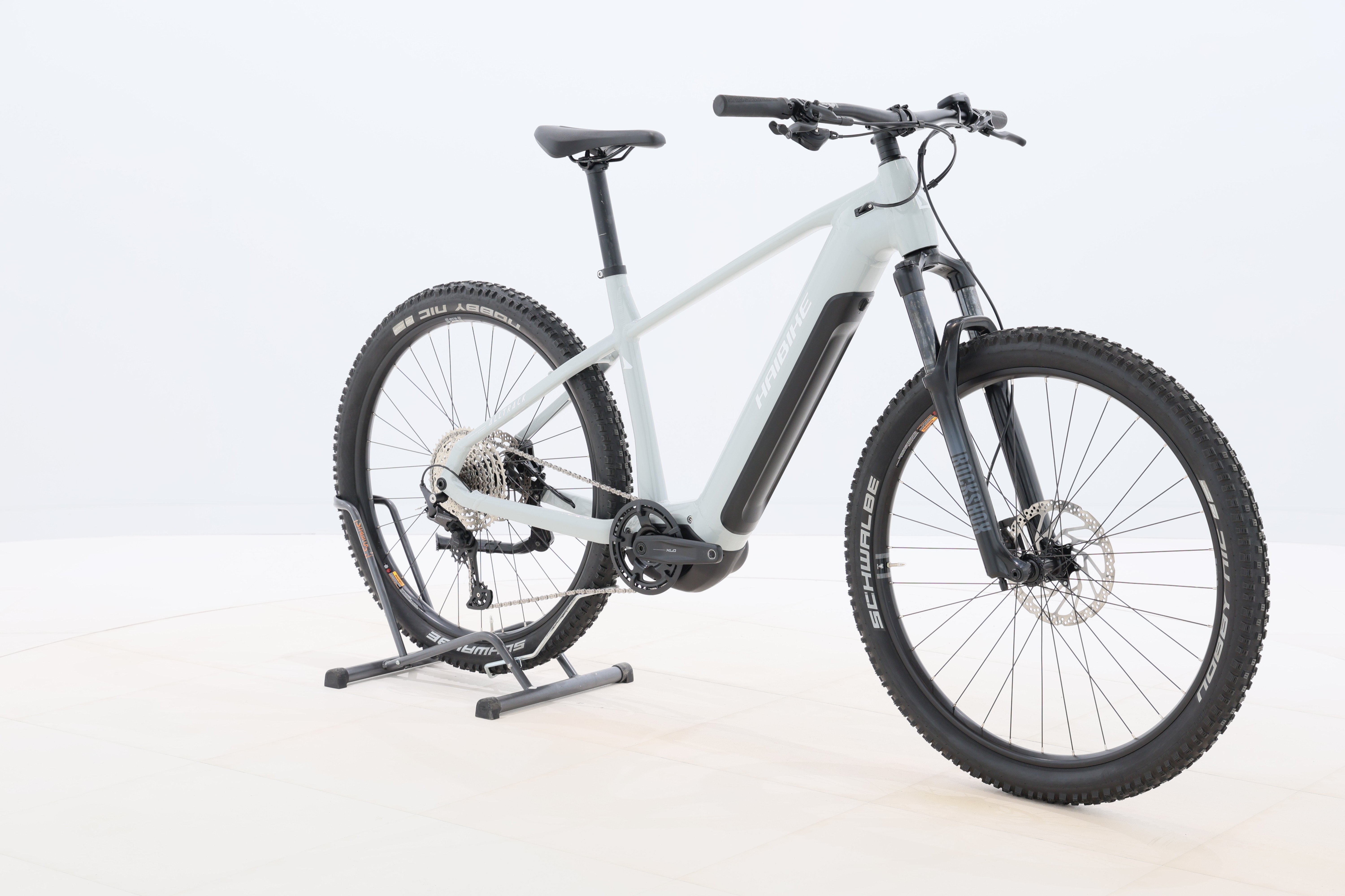 c78fcc49-cb9a-49f6-aa97-821396556de0