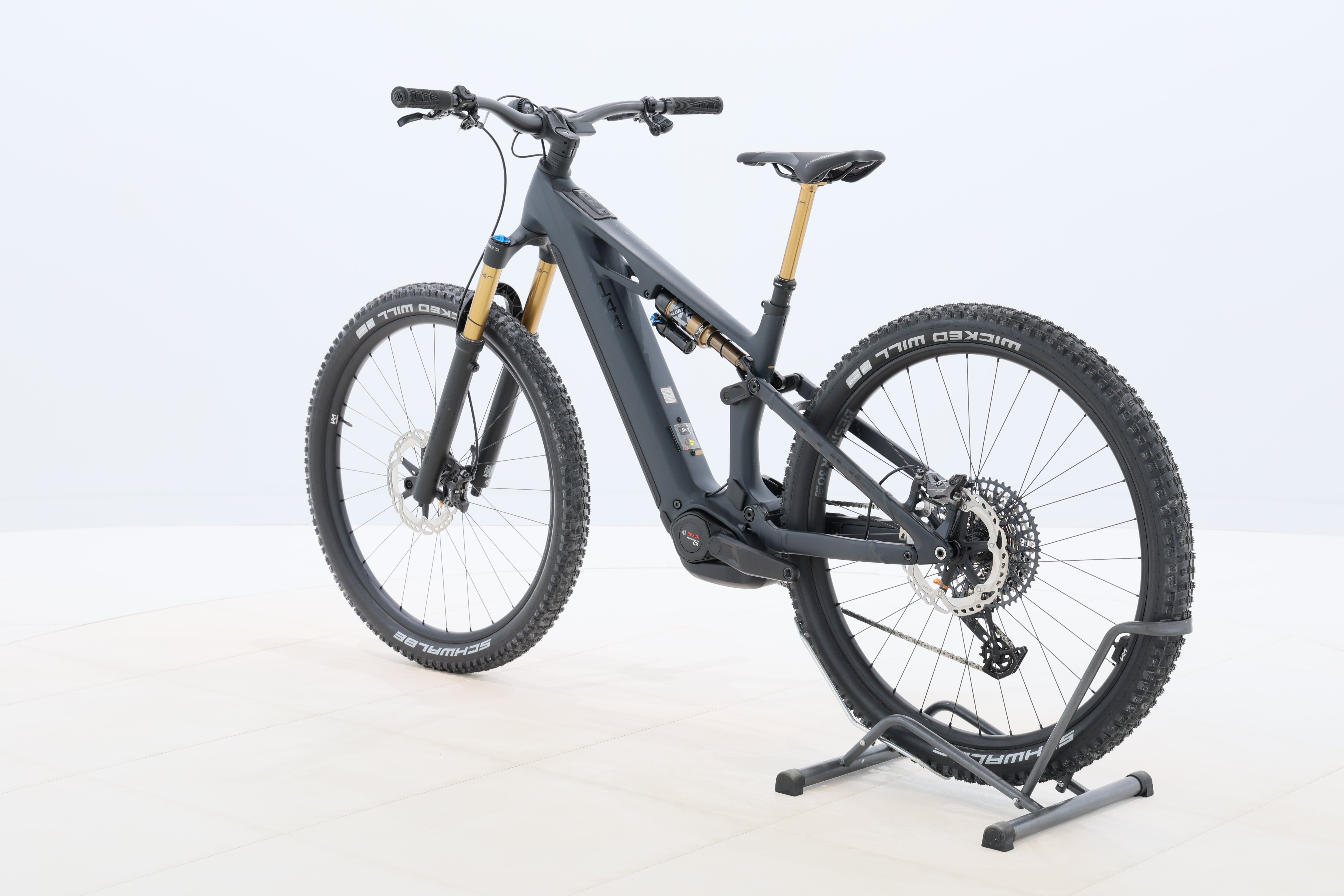 ccdba281-f195-4ffe-a407-4db1c63e5f89