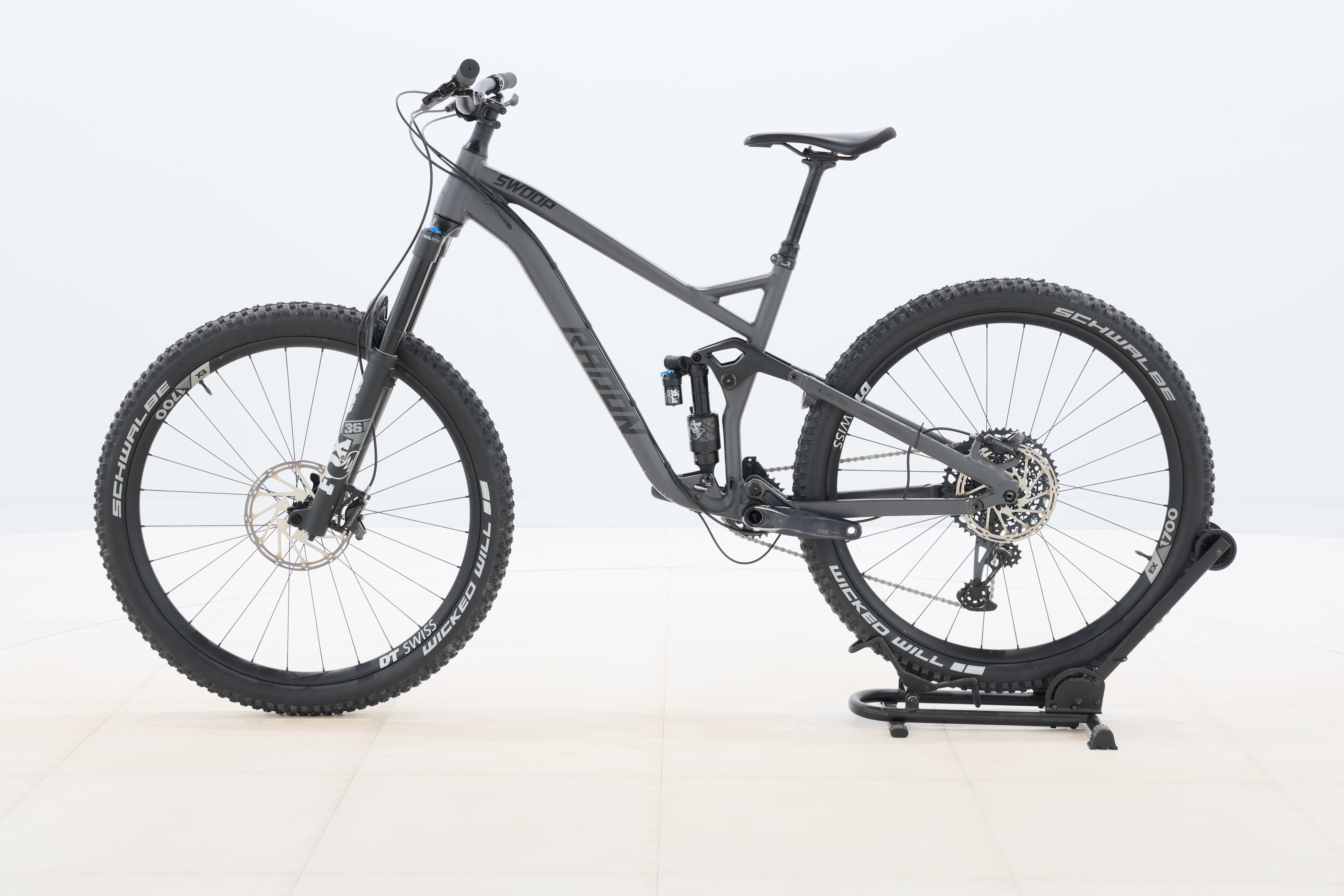 413e30fc-fce9-4ddd-ad2b-e8b52212a4e9