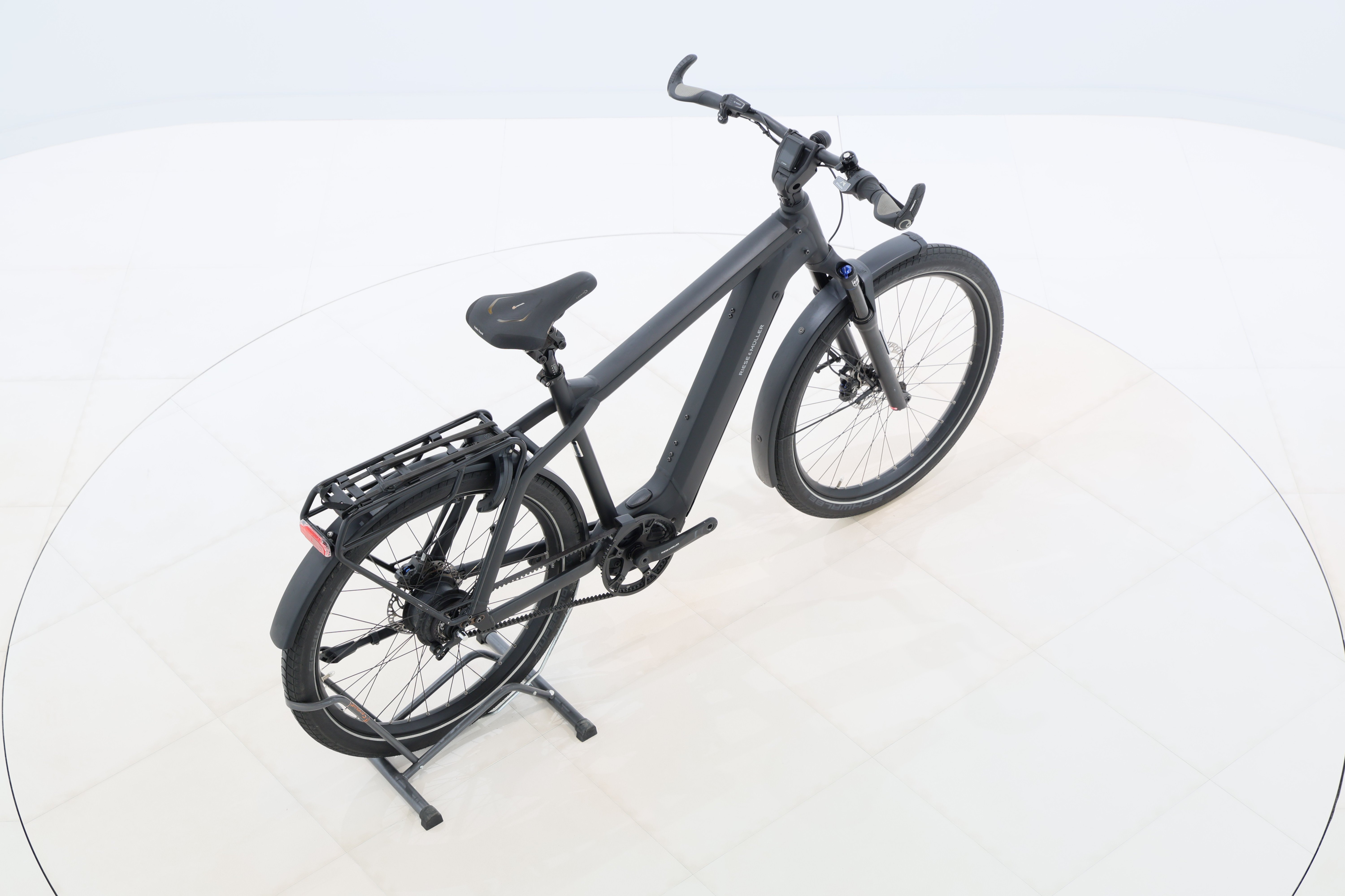 da99c01d-8417-4cfa-abb6-3ae85e900641