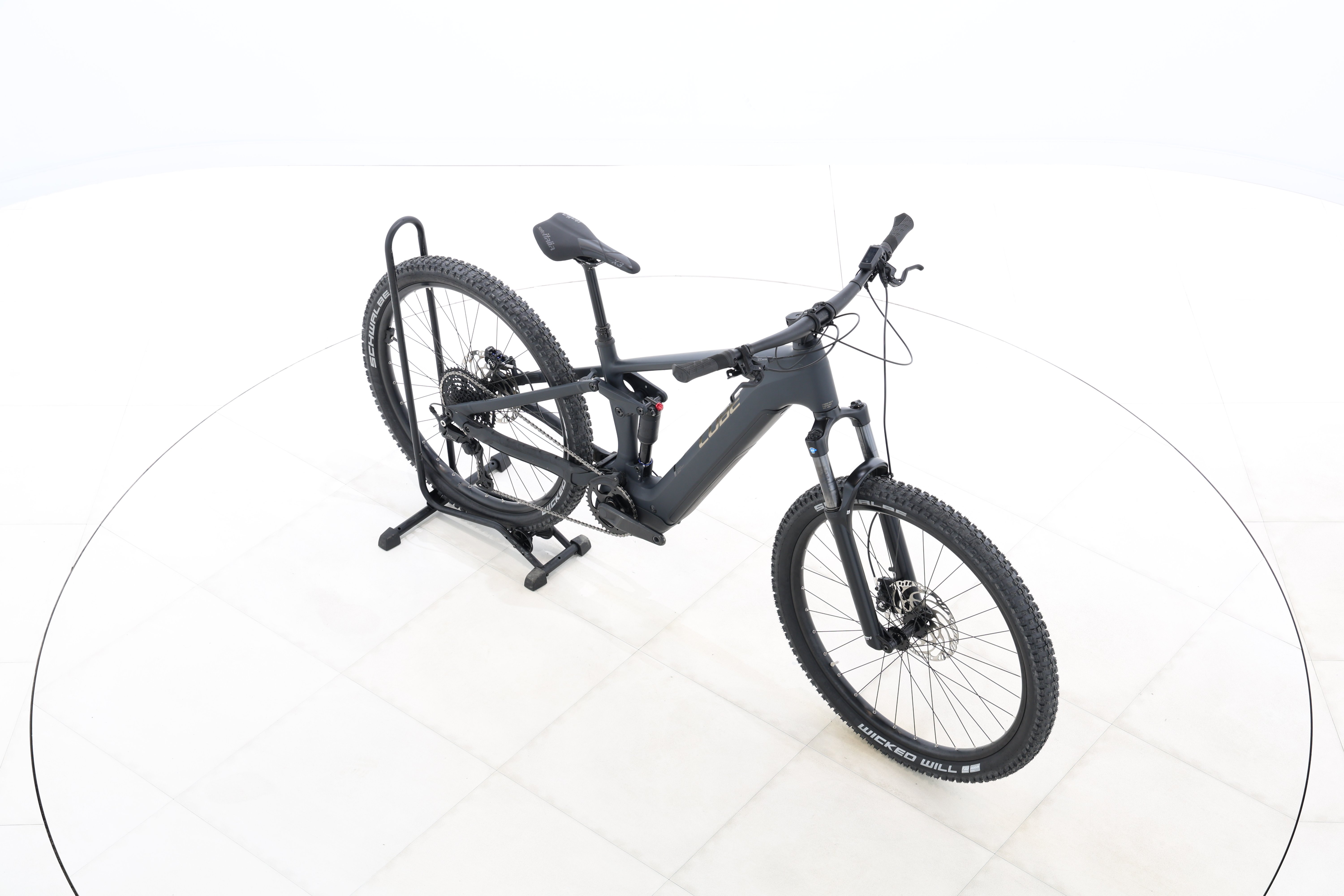 1458b939-670b-4a75-ad2e-c1a9b9c9a54a