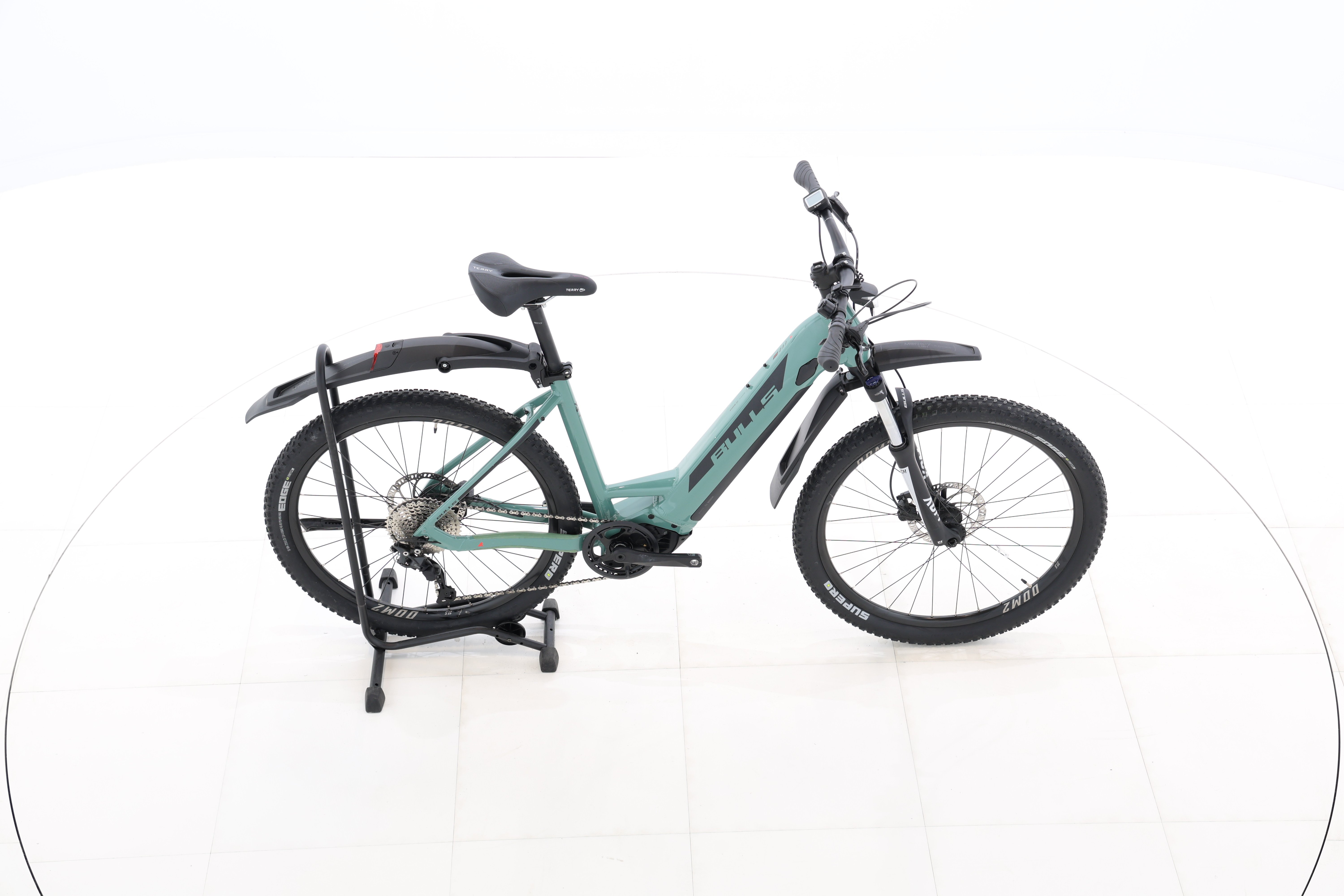 d3898511-930f-455c-9cd7-672c9150de2b