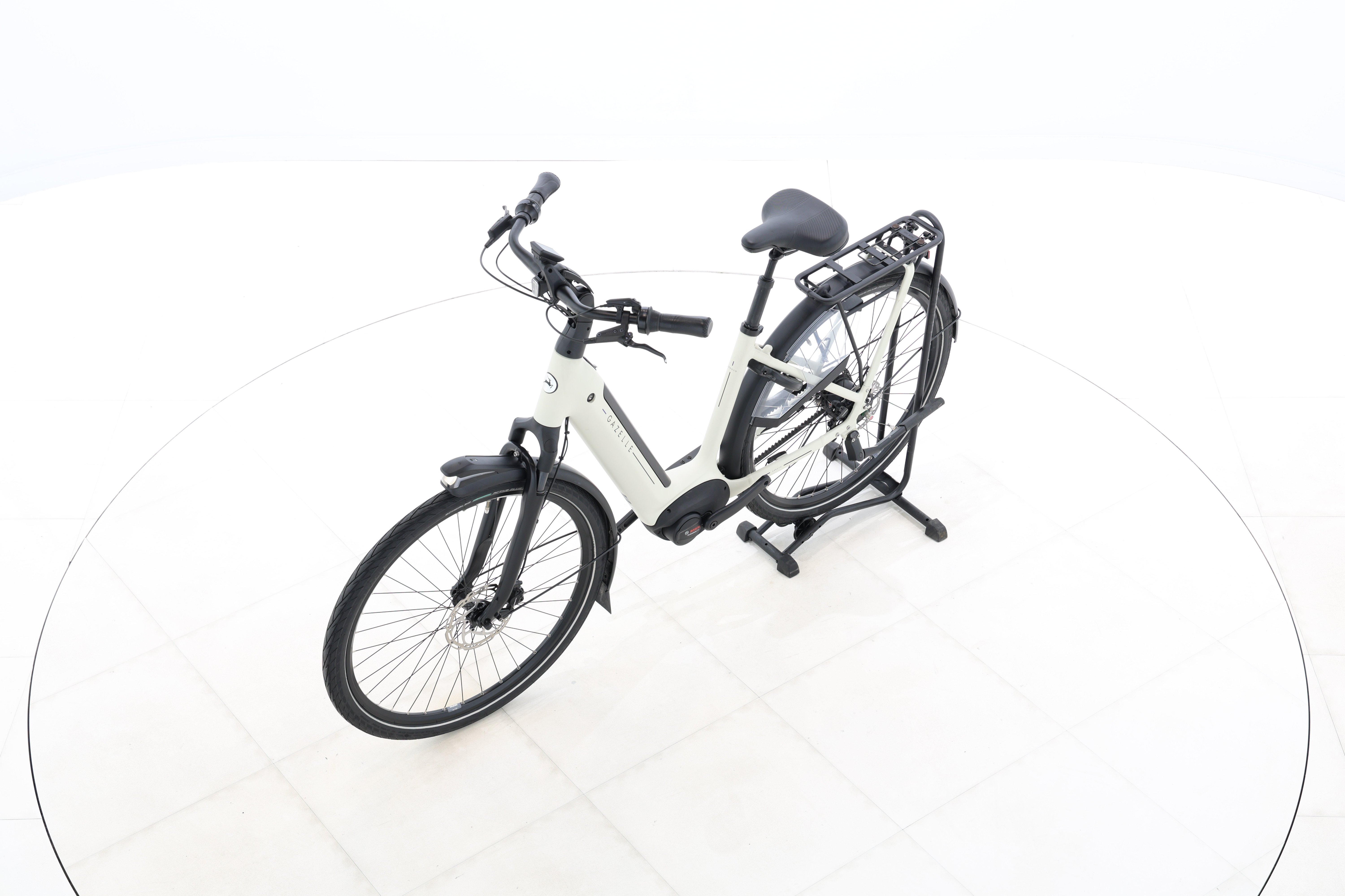 a43b6d02-5cc5-413c-be20-c9bf60d3d38c