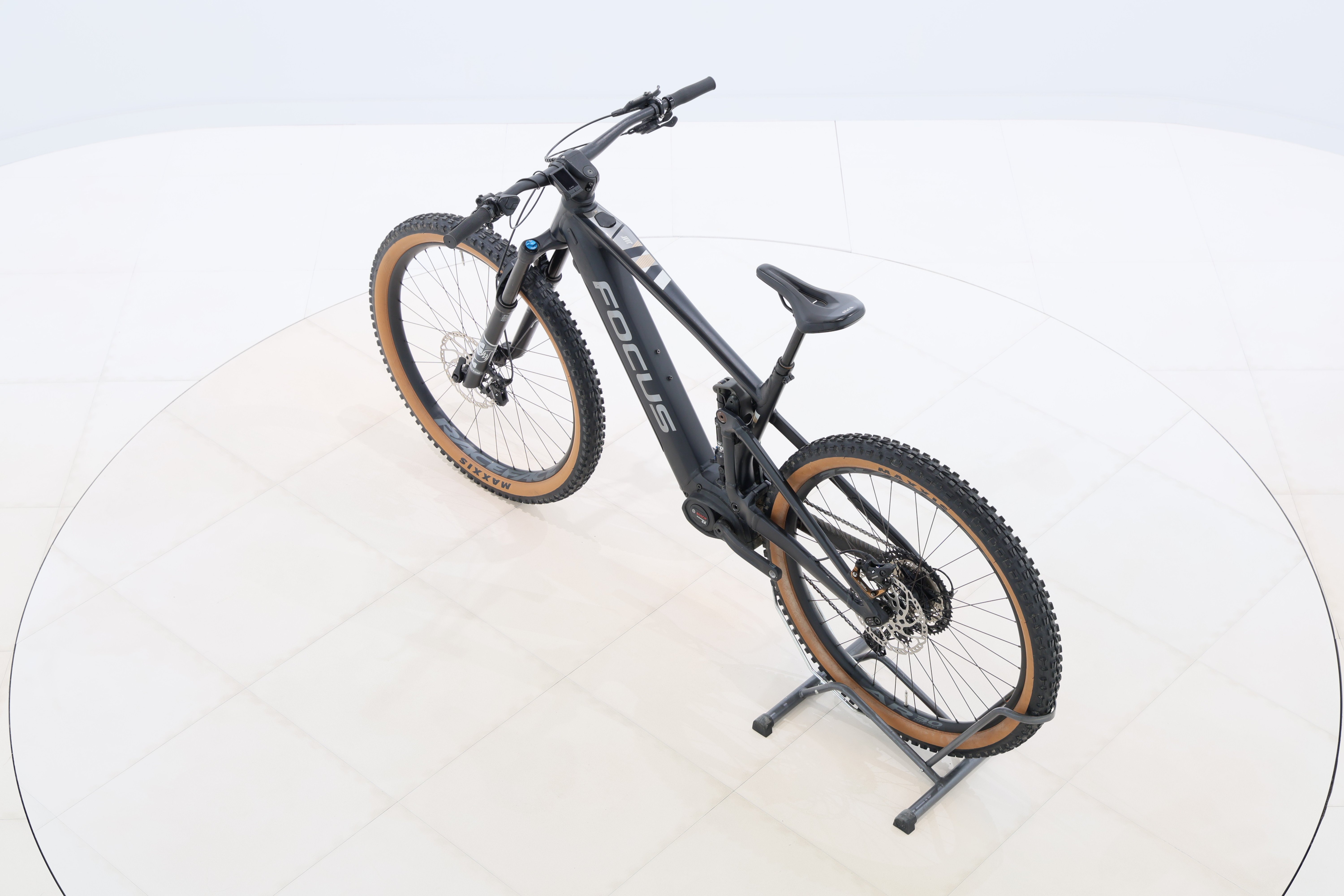 f5b37731-8bd8-4243-8ac0-b55290f0e0b9