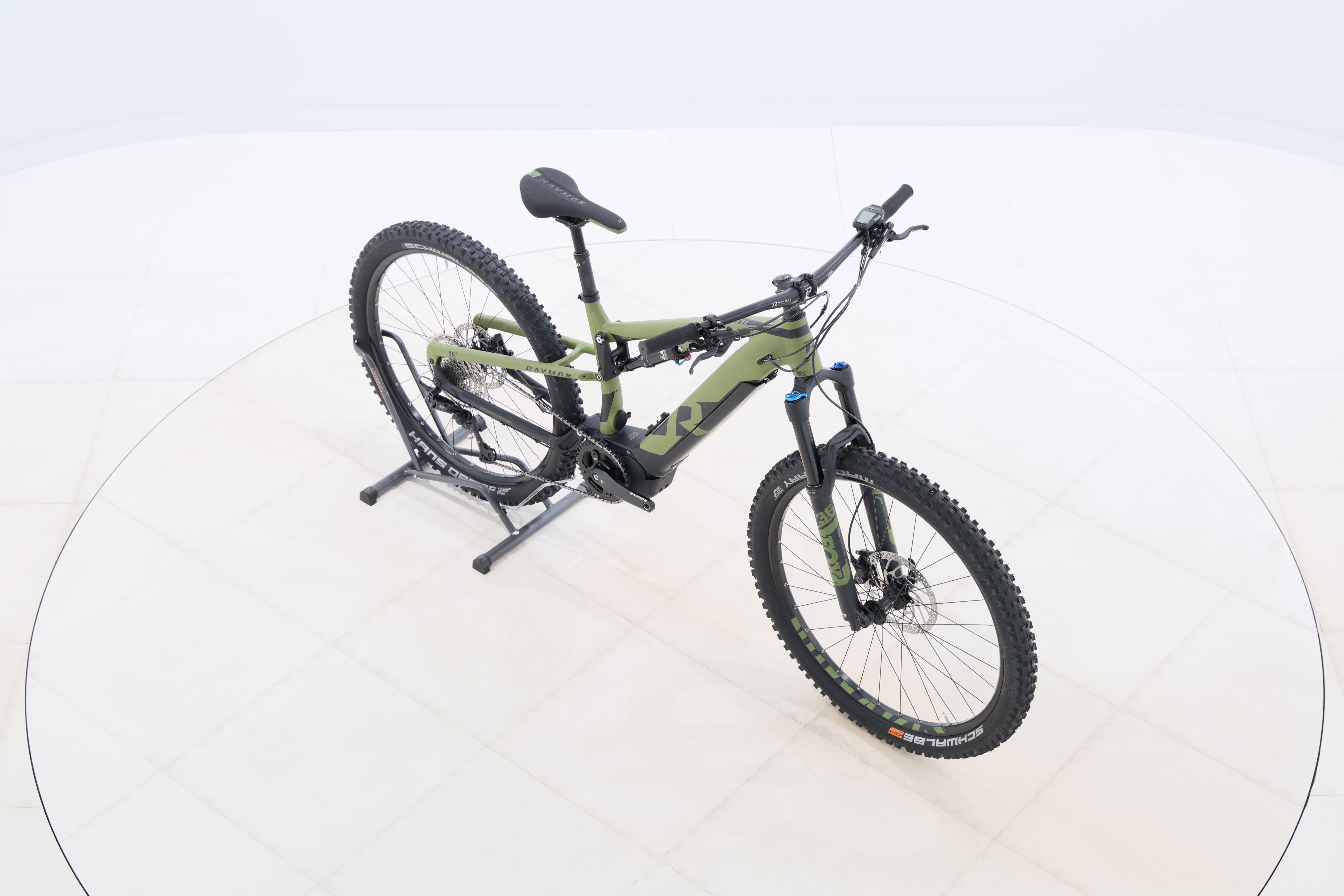 9ca96efb-c596-42b0-b1d0-e6db7bcb9628