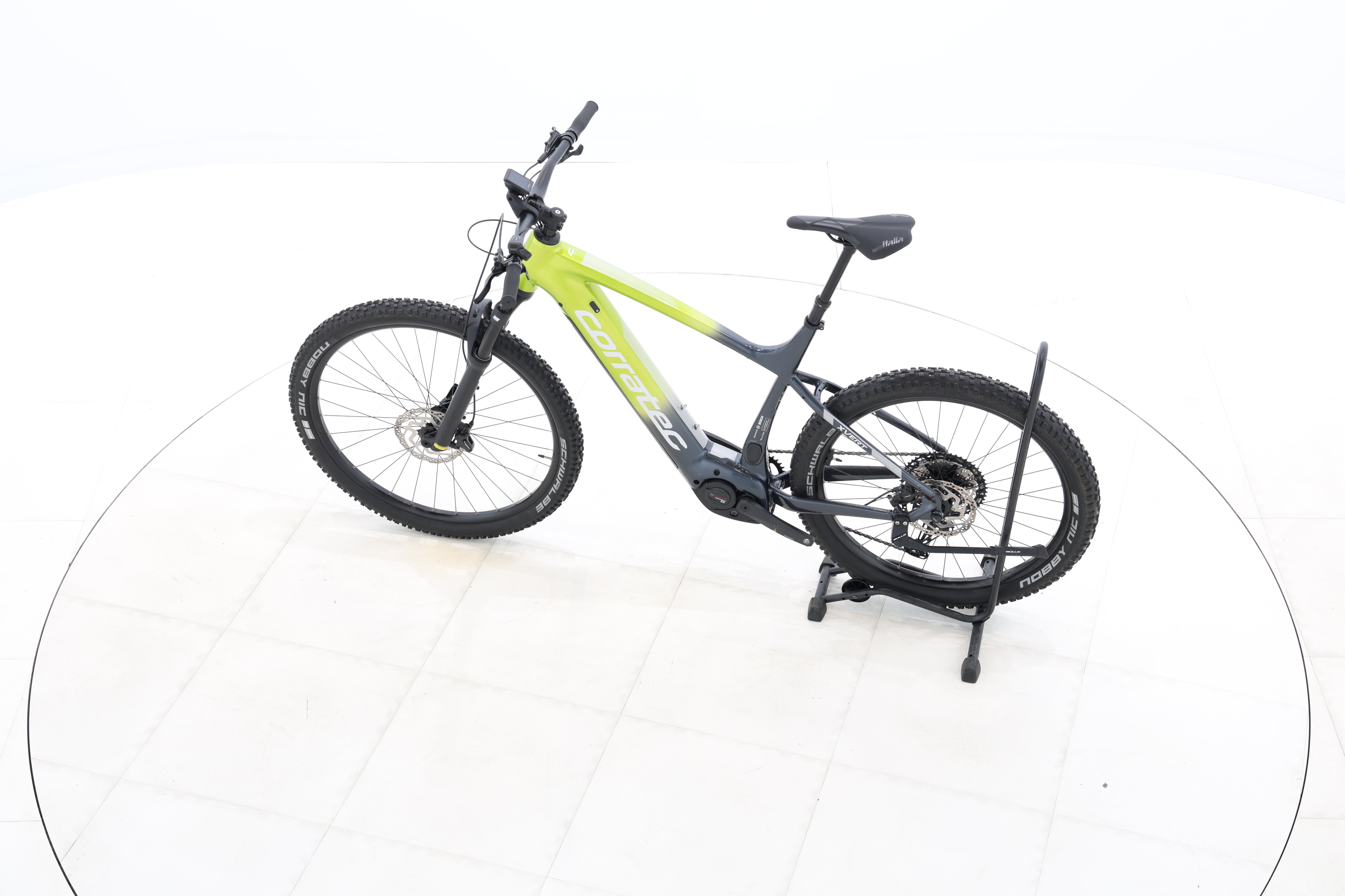 b15cefde-7cb7-4cd2-8c36-189120175e65