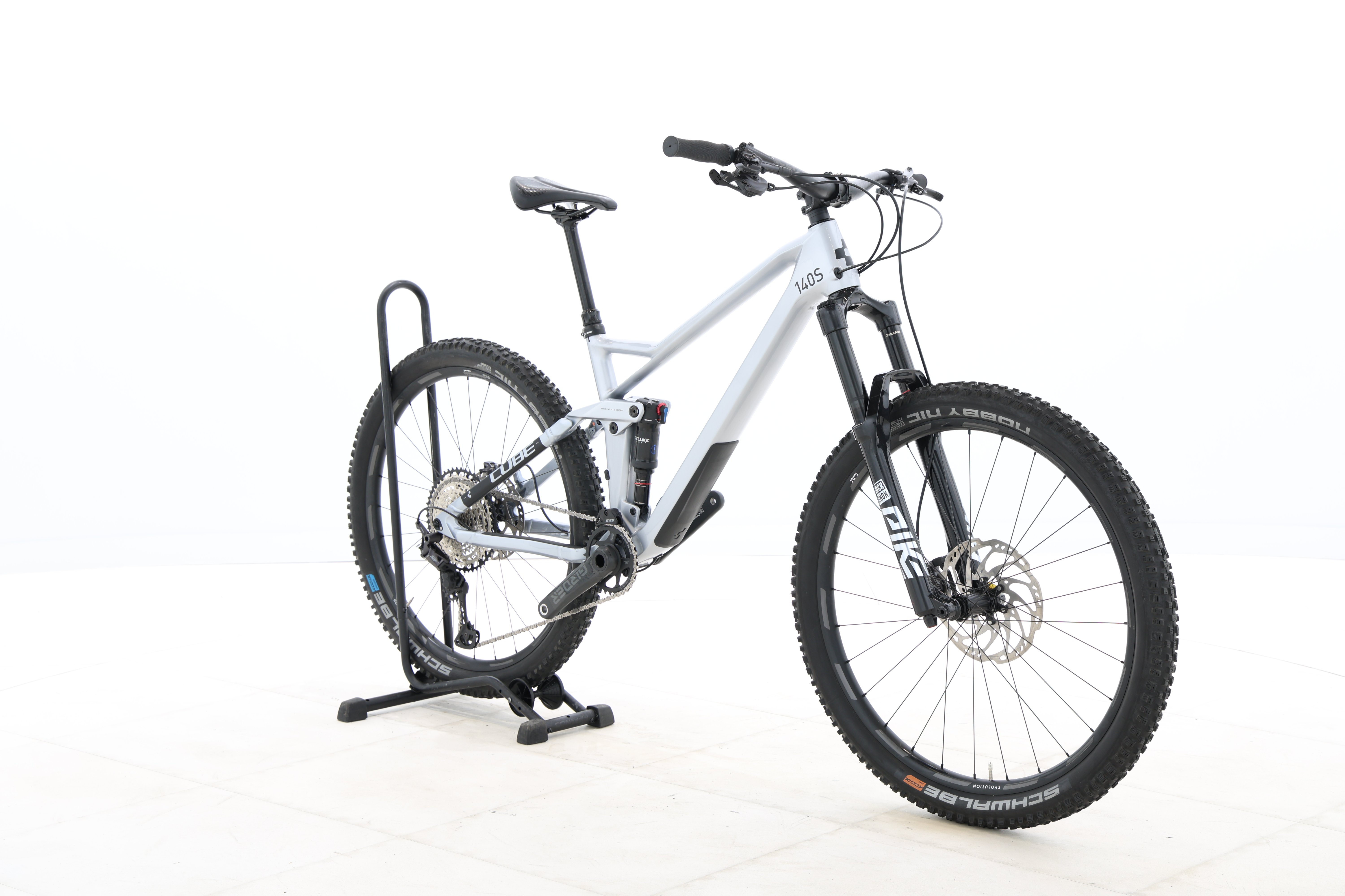 051bfaf0-dd77-4e42-8063-69df2a32fc08