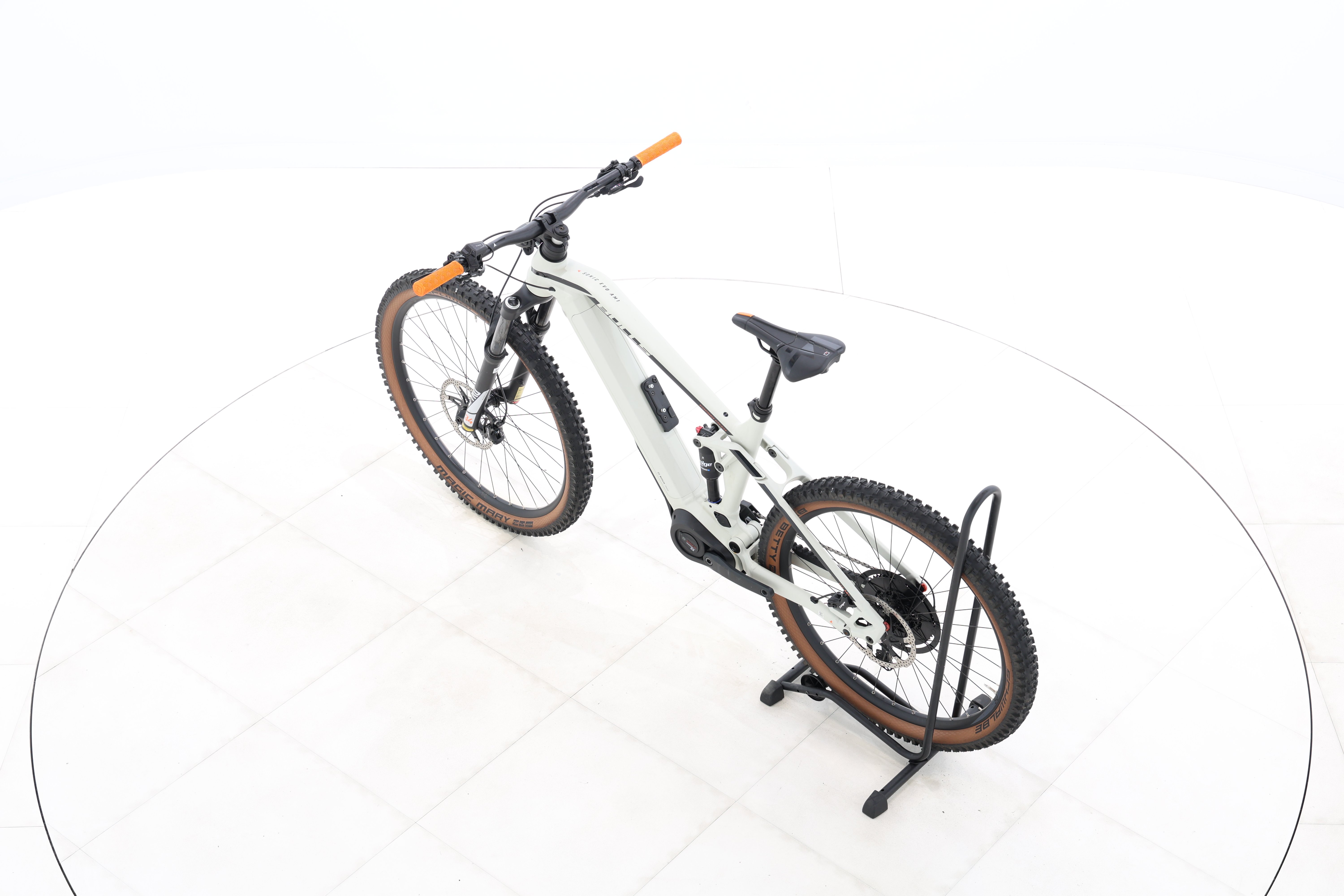 8fc26d2f-898e-4185-88af-d1a3f0b22771