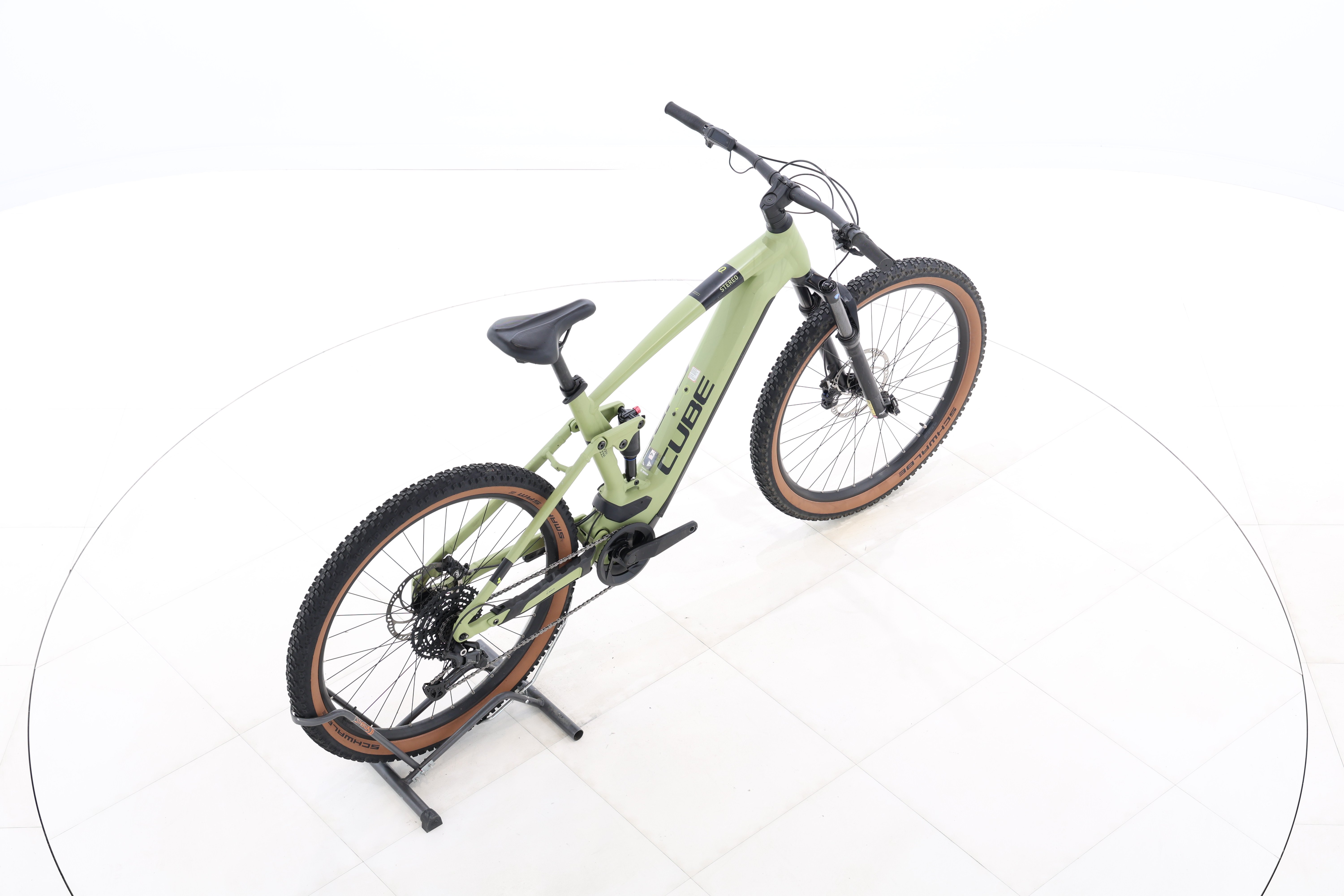 f7a0943b-294c-46e2-bdfb-088b0b9c1528