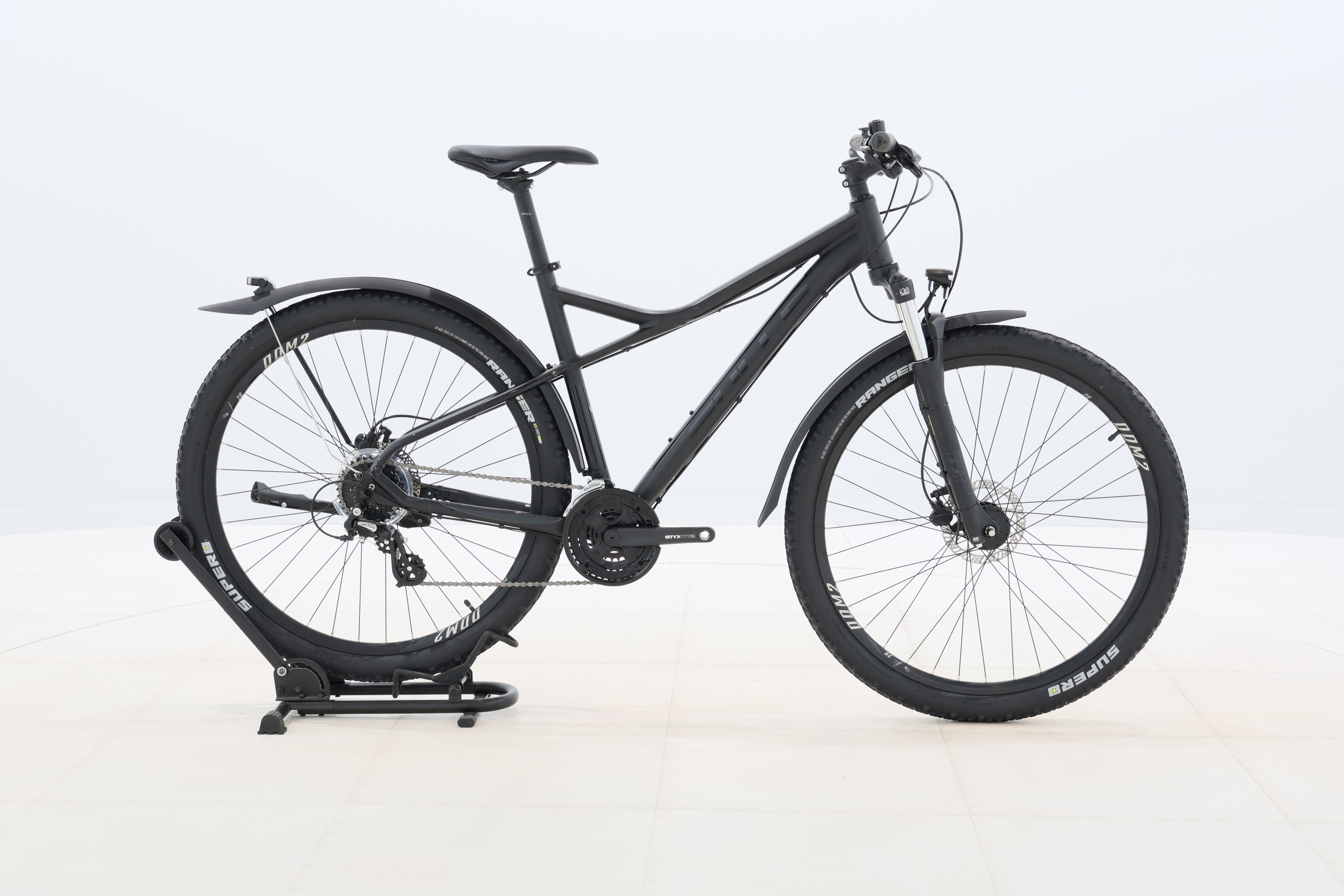 cf5c5609-6efd-4d88-a9de-9b3cad75dcca