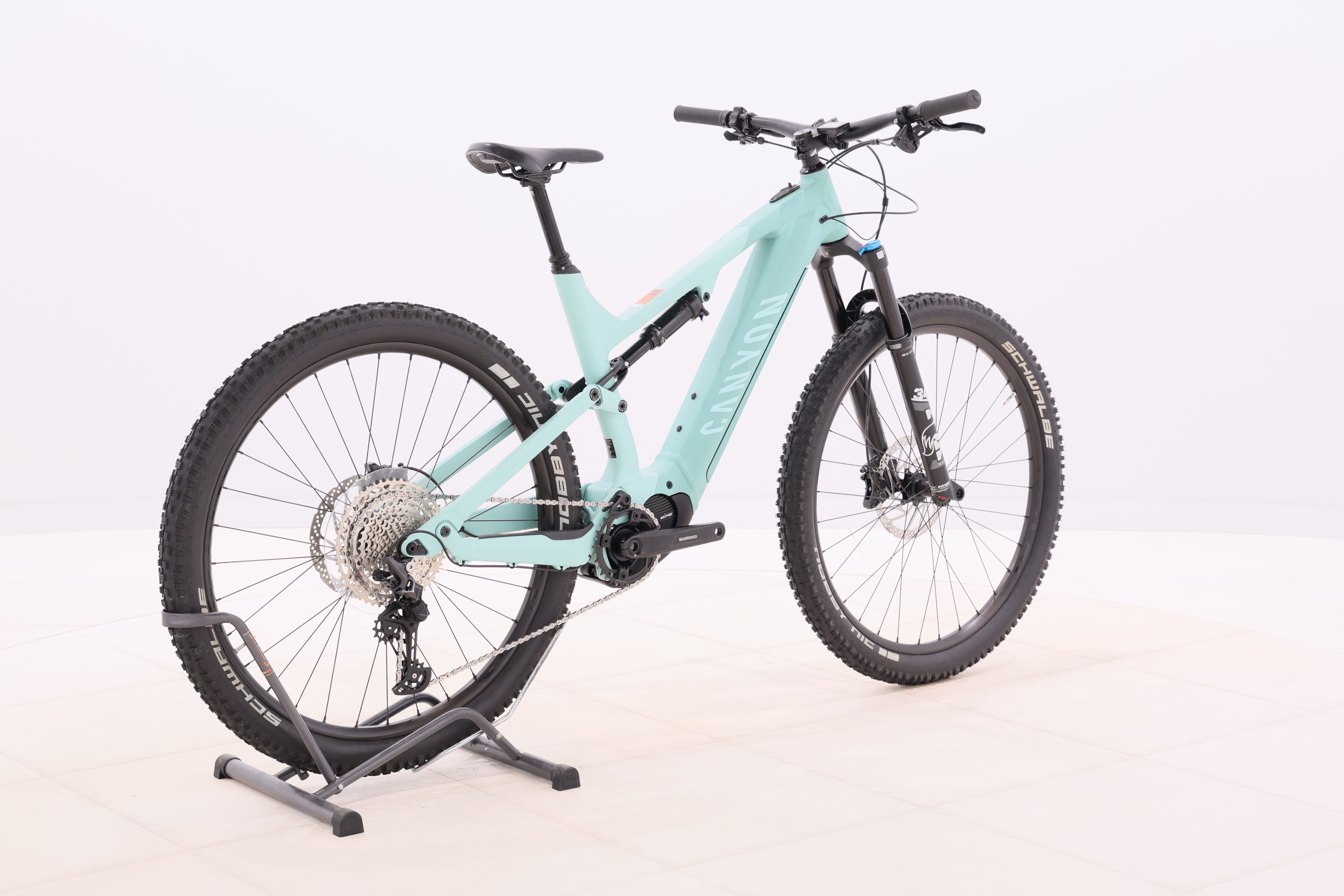 e15a9c87-e7a3-4986-9b06-7daa716f1b2a