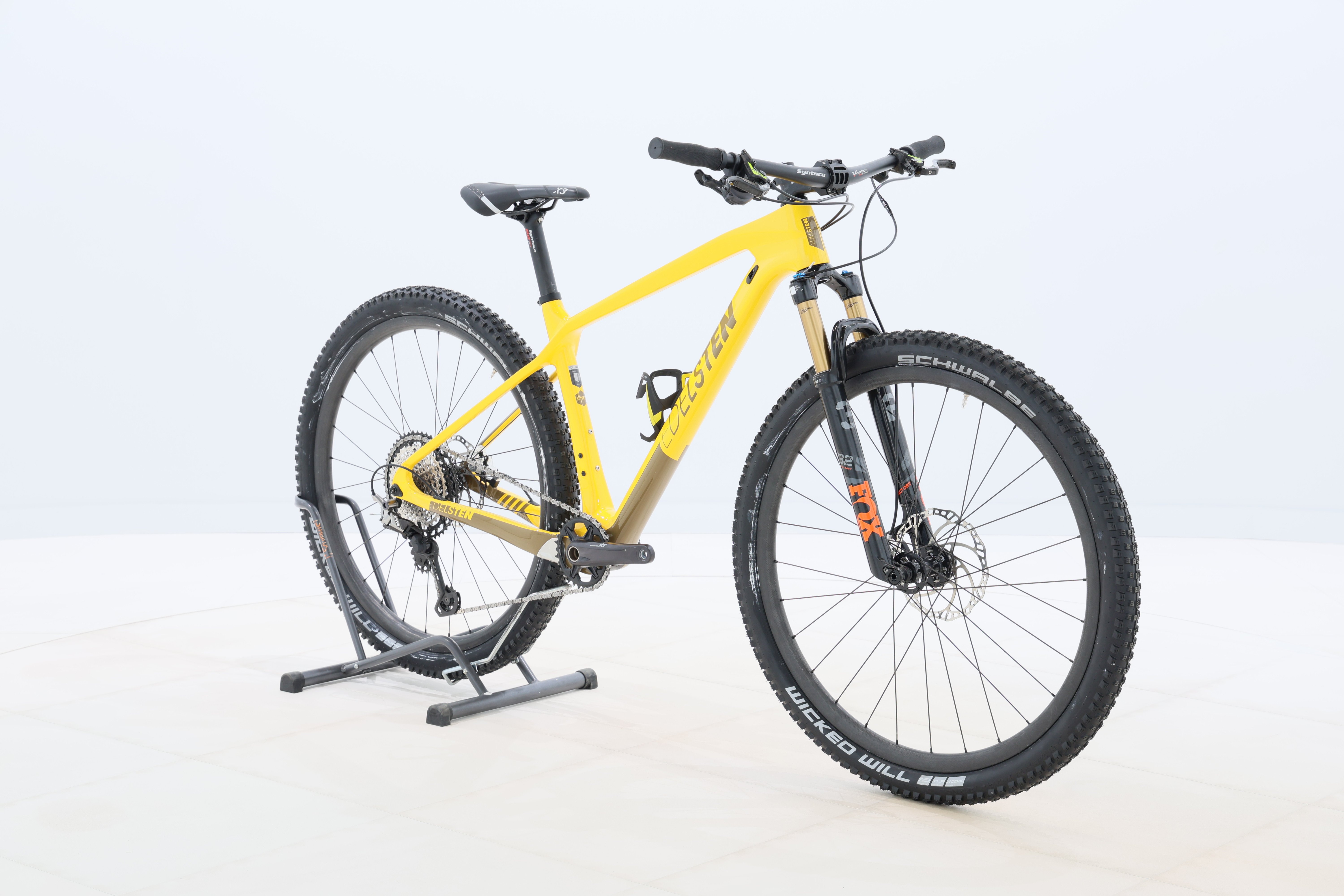 563629c1-6cdb-4332-806e-9289dbae1a77