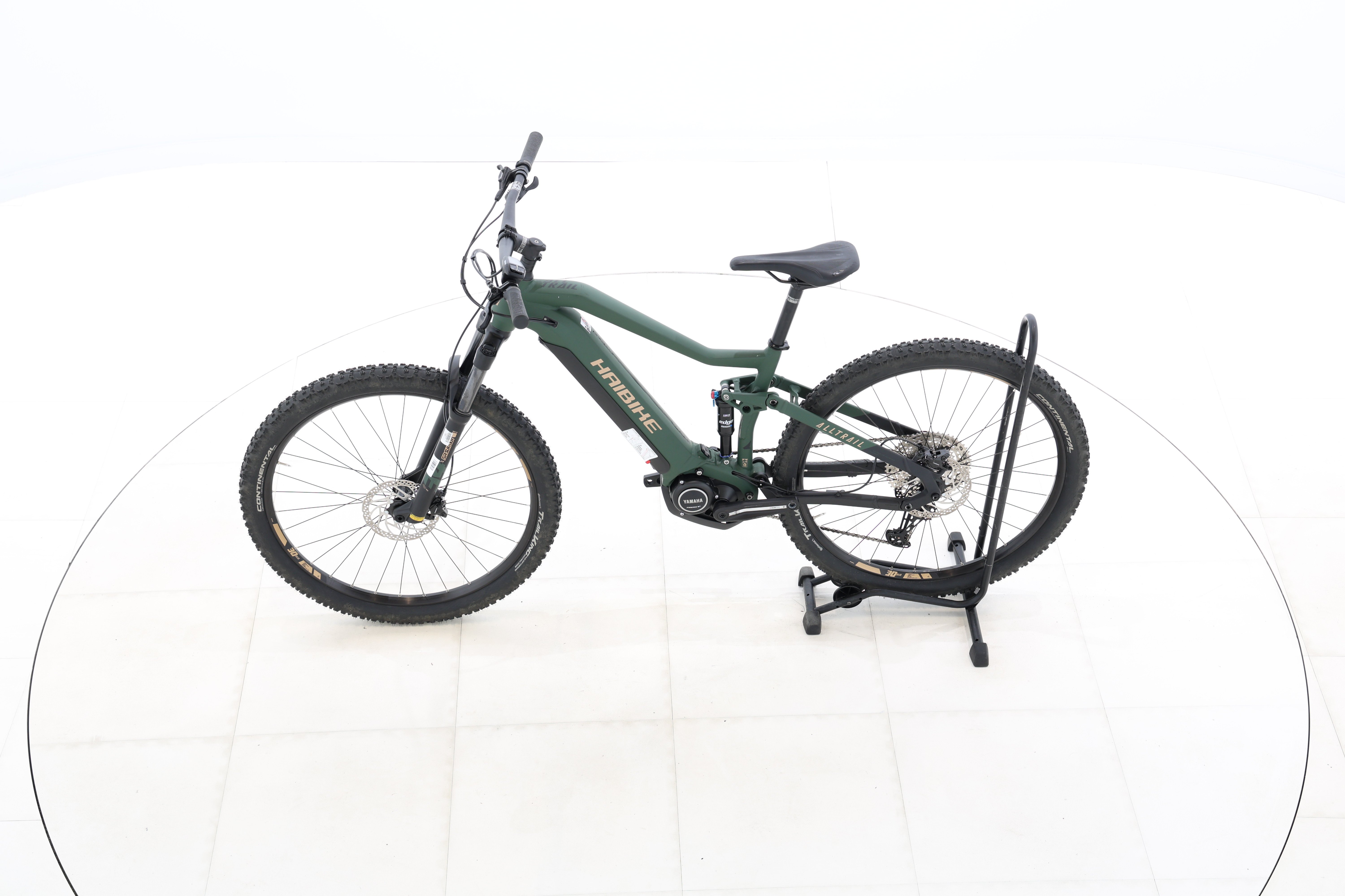 ff8b12bc-bb10-46b7-956a-02b5ba5db3fe