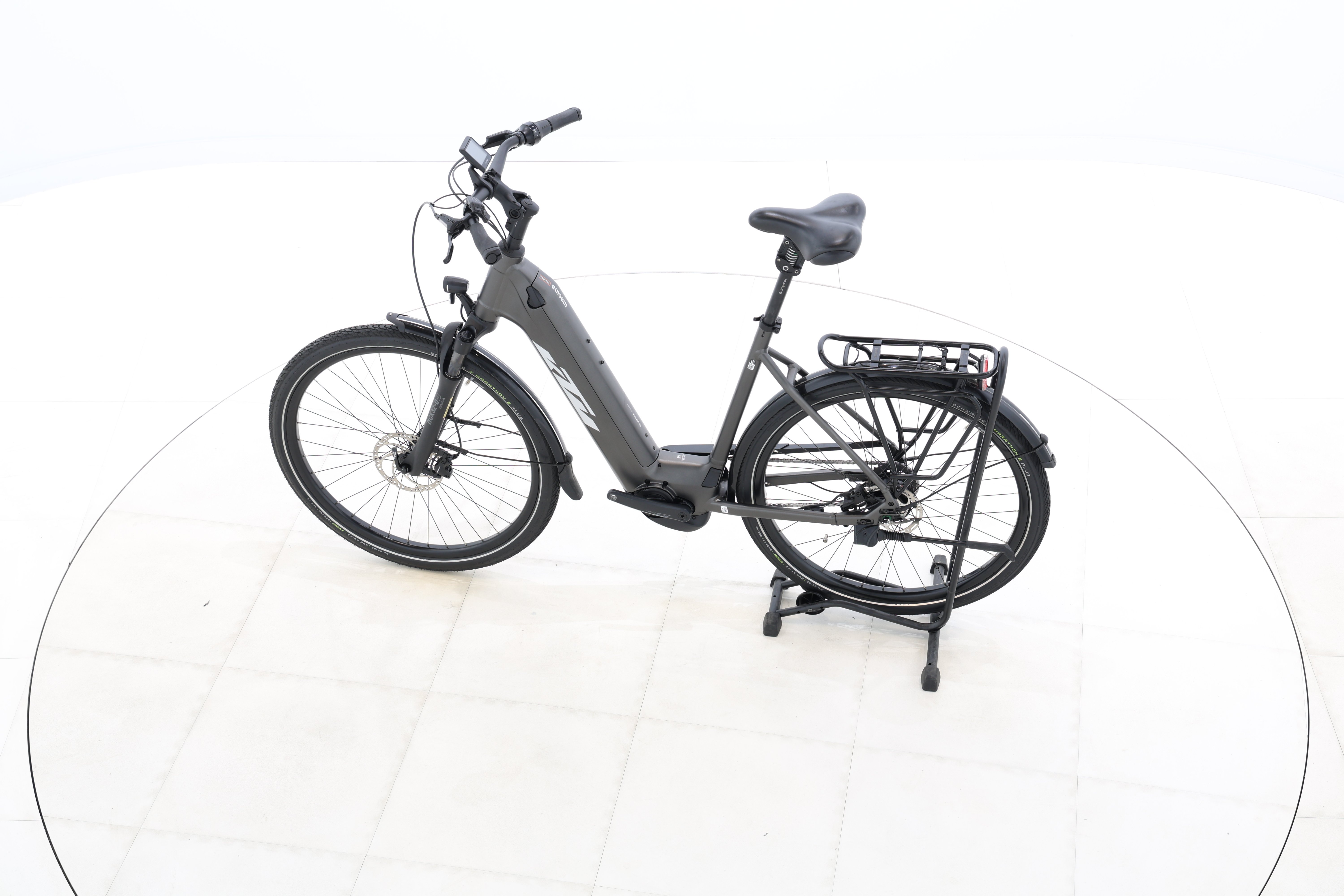 1e5d4f9c-4066-4d25-bb19-a931adfed38a