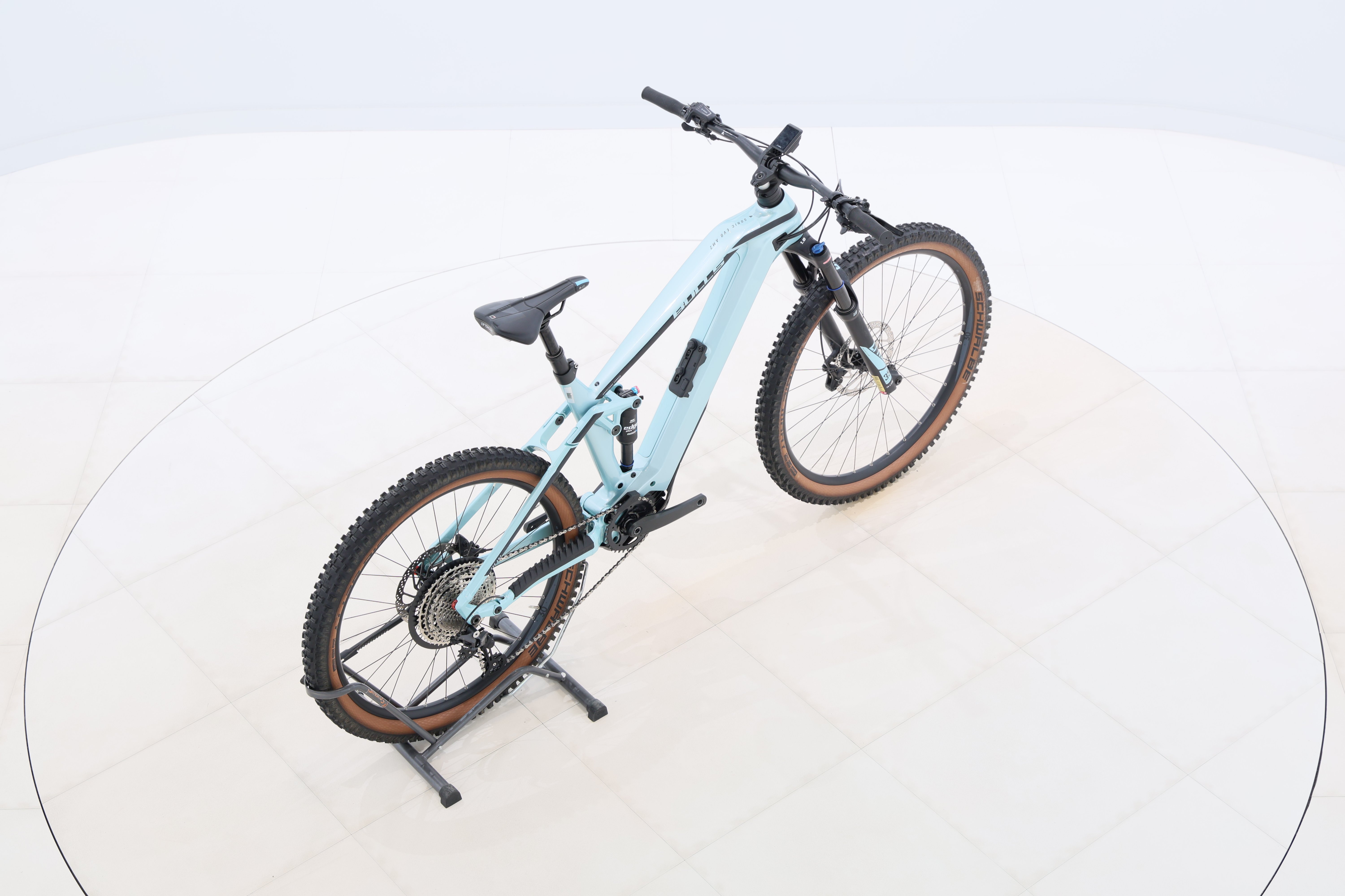 b8d84dd8-3ff6-4b4e-be30-2bf5e9431d2e