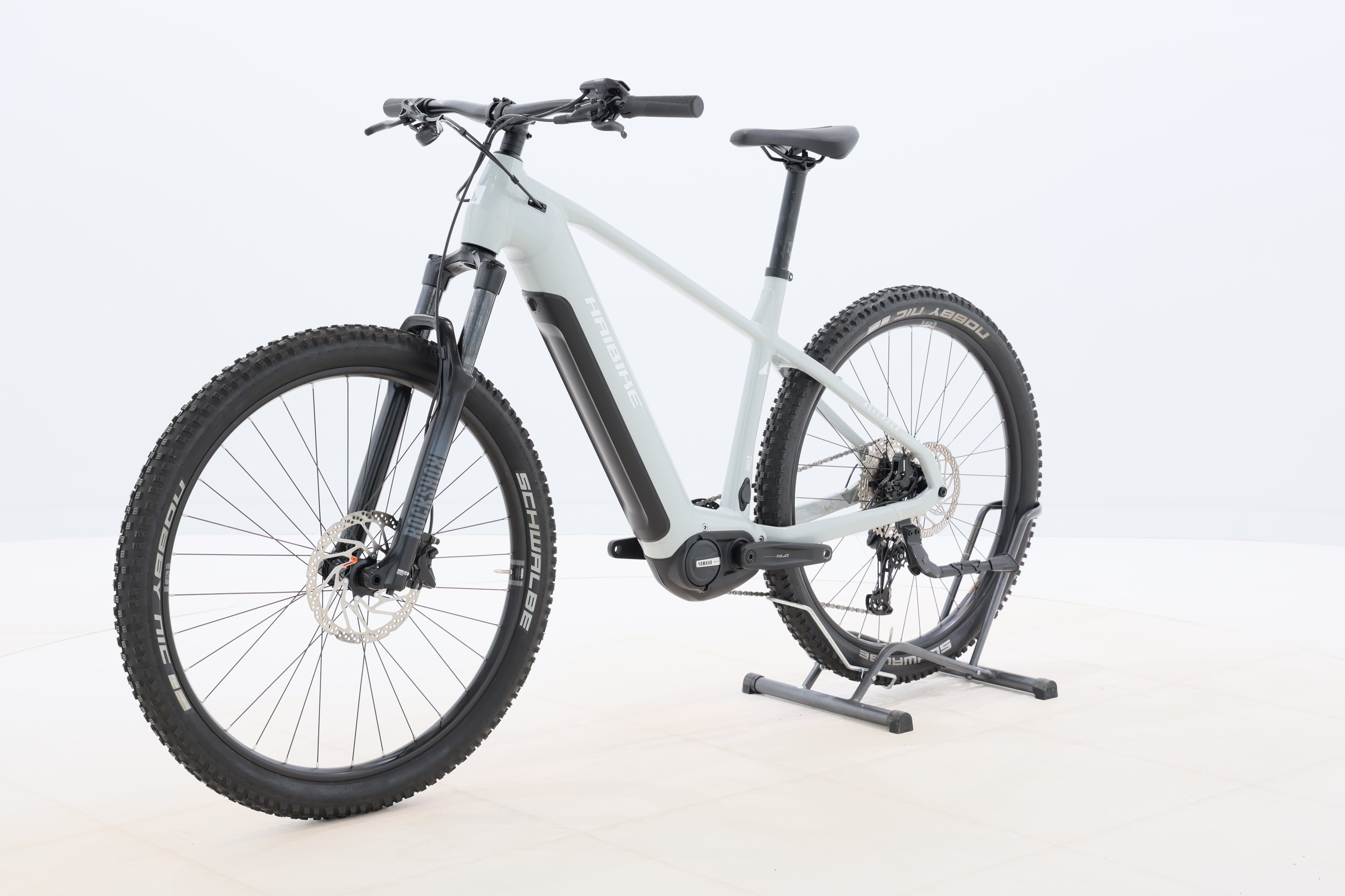 c78fcc49-cb9a-49f6-aa97-821396556de0