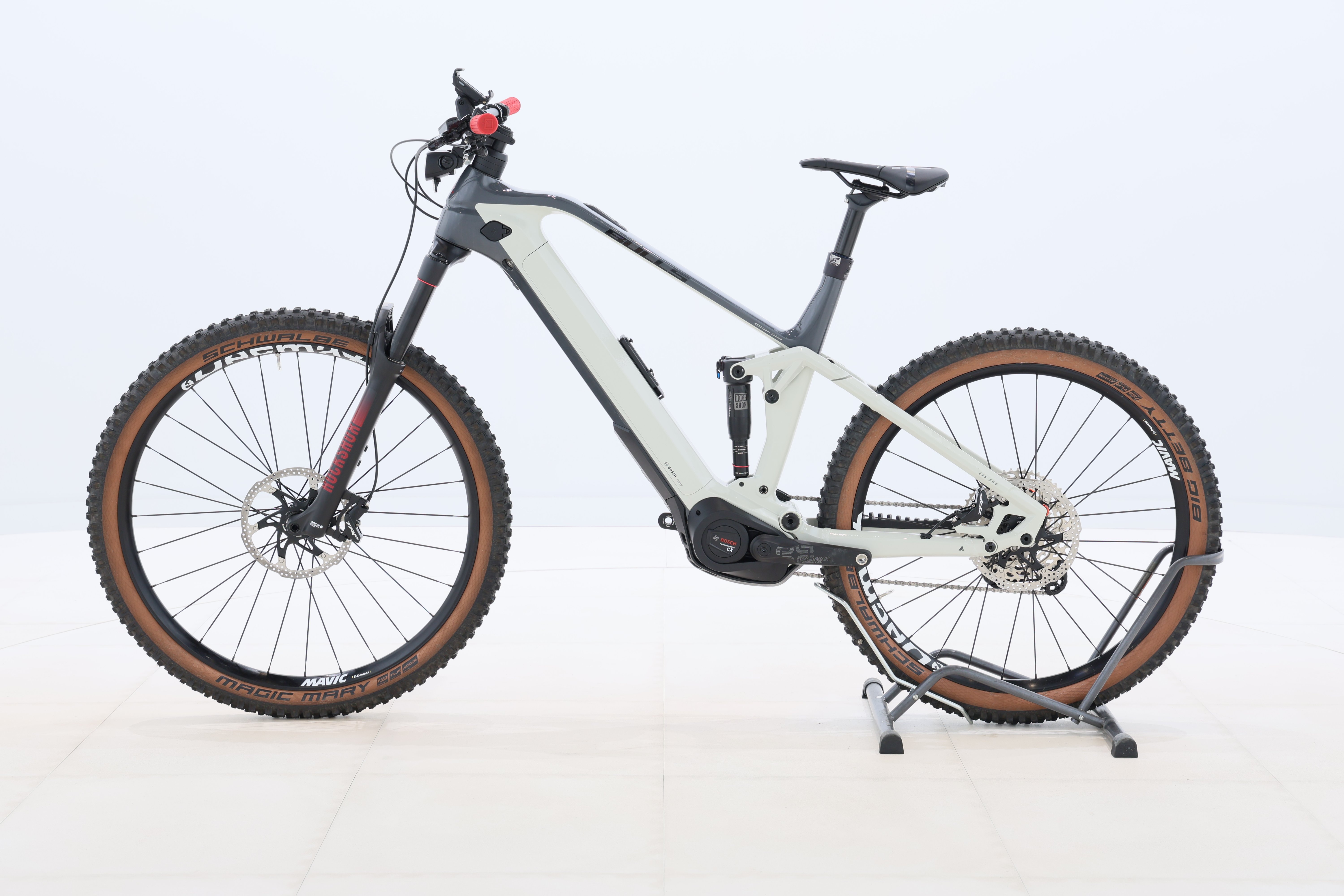 476cb597-65b7-4930-96c7-47297b9ef307