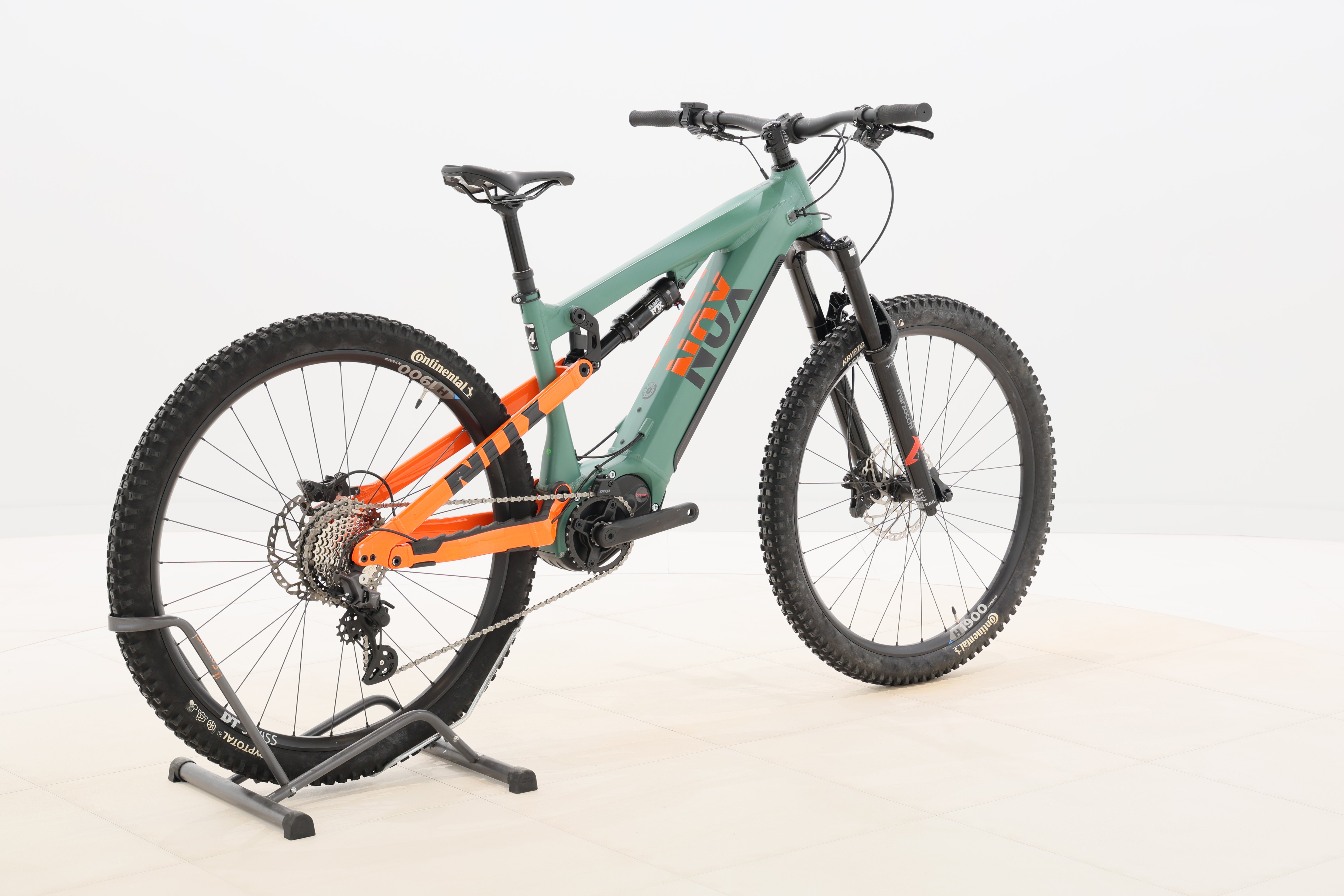 0d509a42-7881-4185-ba48-b8dd5fd17397