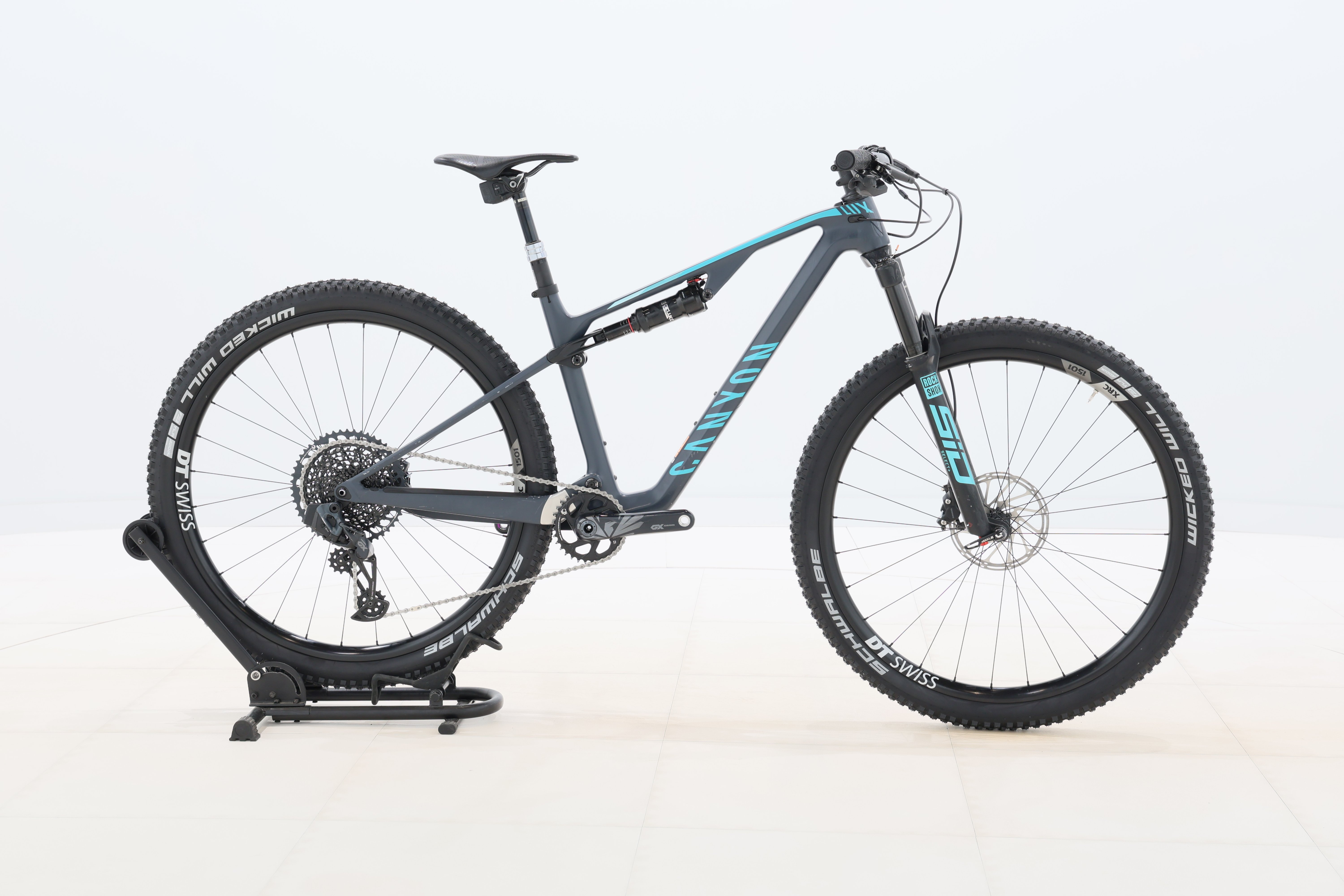 94502eee-5fee-4adf-9ce8-559c2a663a41