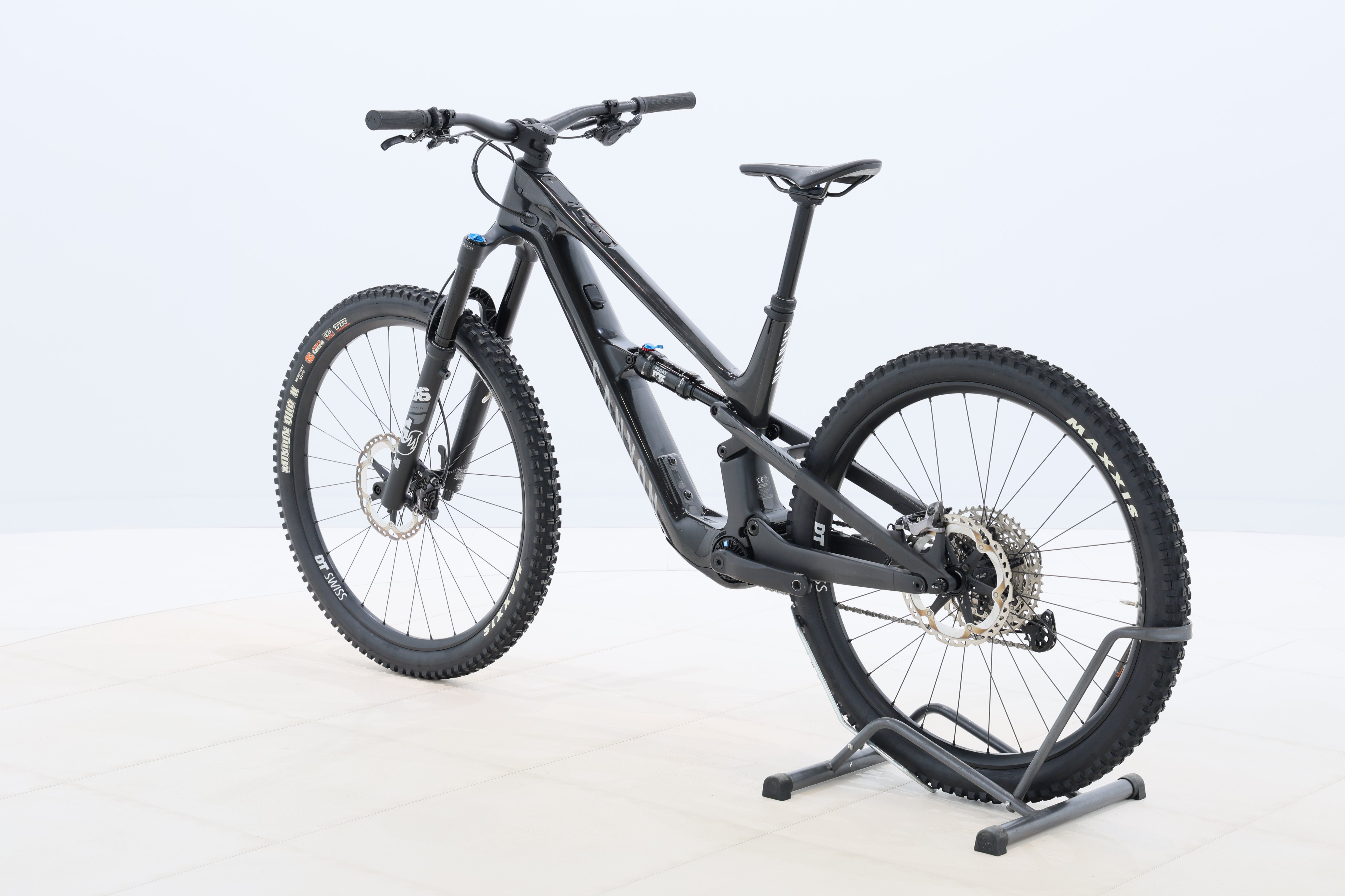 d1674f49-5e28-466e-a07d-1c1537811718