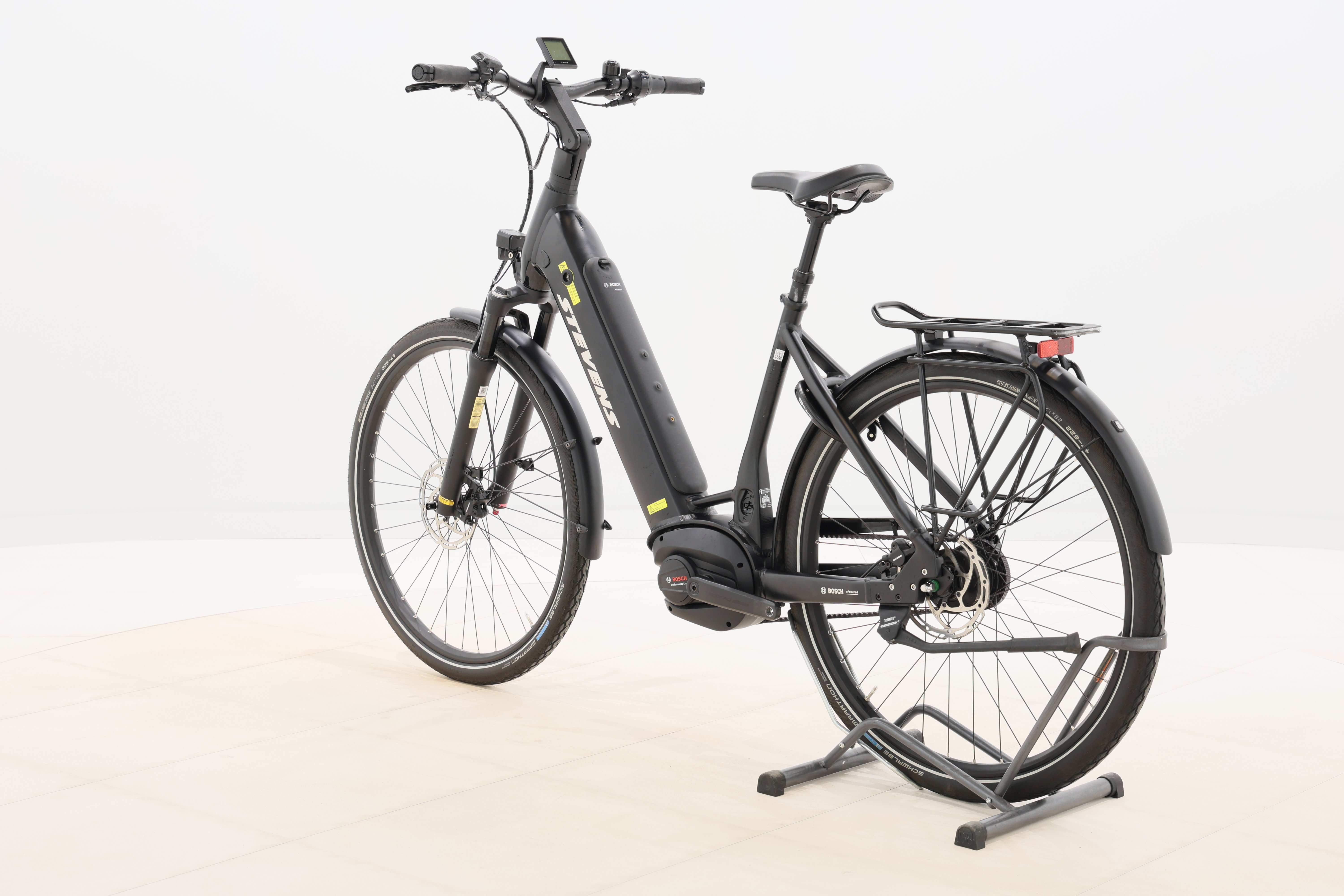 da6d9fd2-4f30-4f23-a300-2090d60751f5