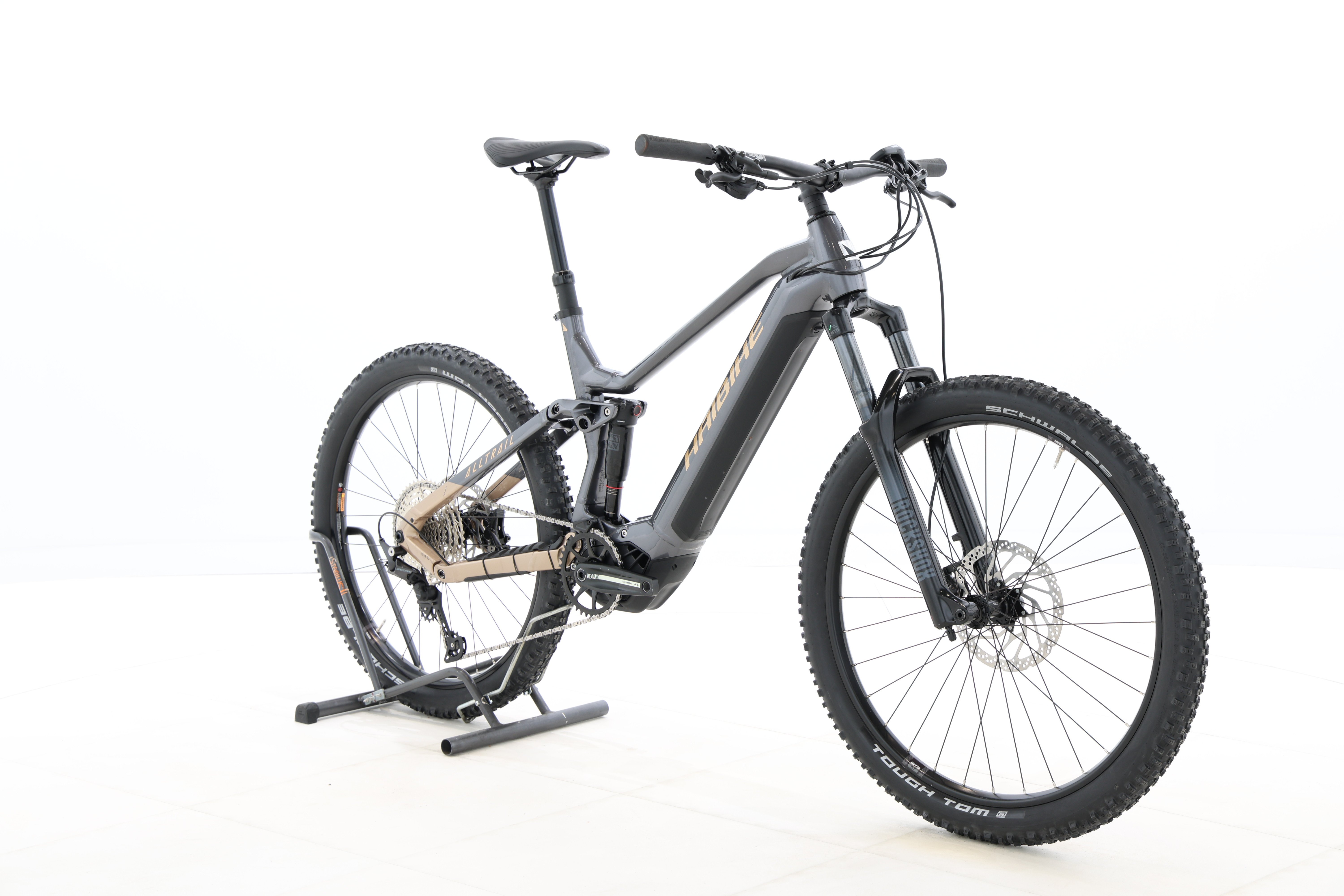 7904d787-aabf-4331-b115-697832eeaec7