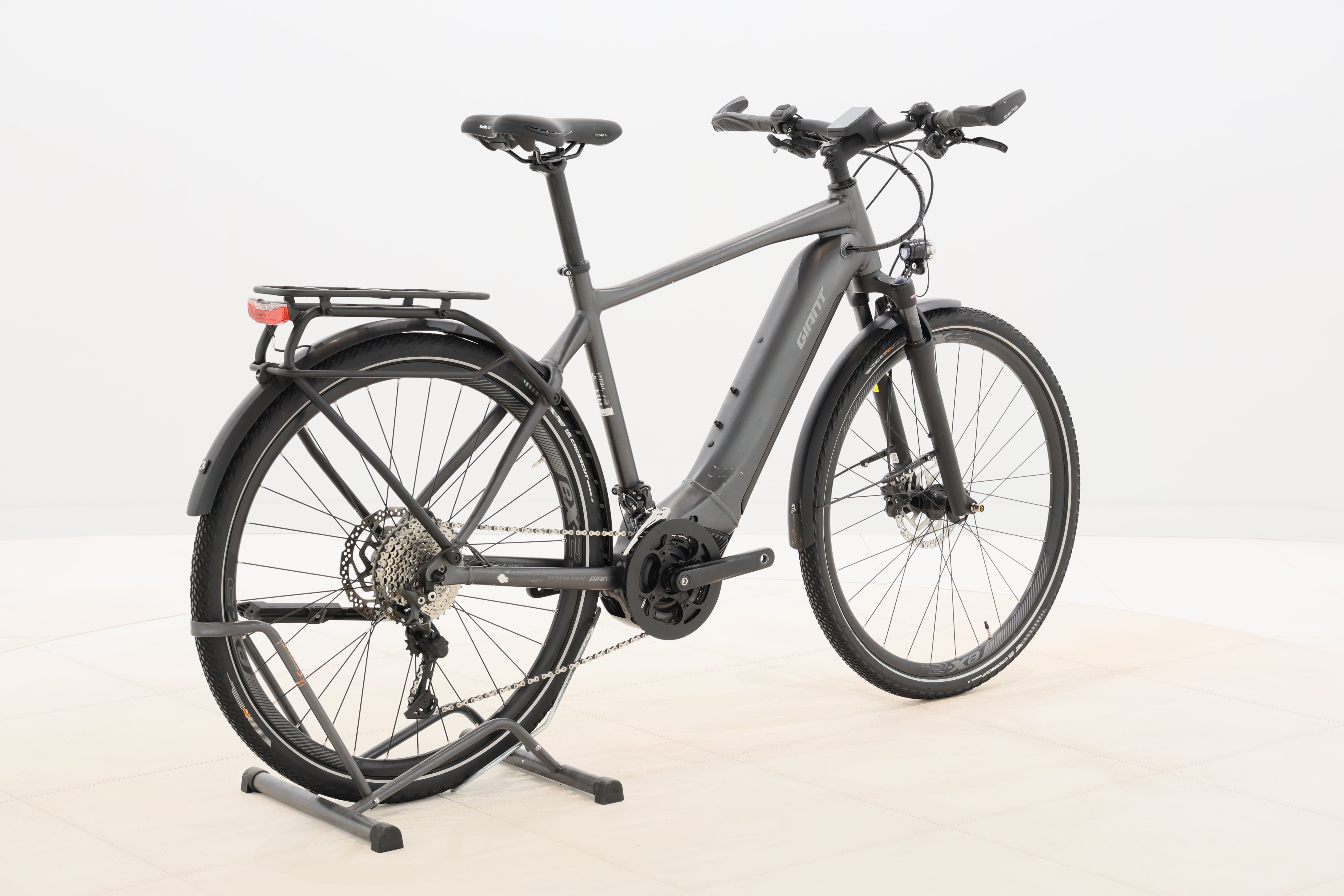 3e8afe6c-ce11-491e-a480-6d4c718783ed