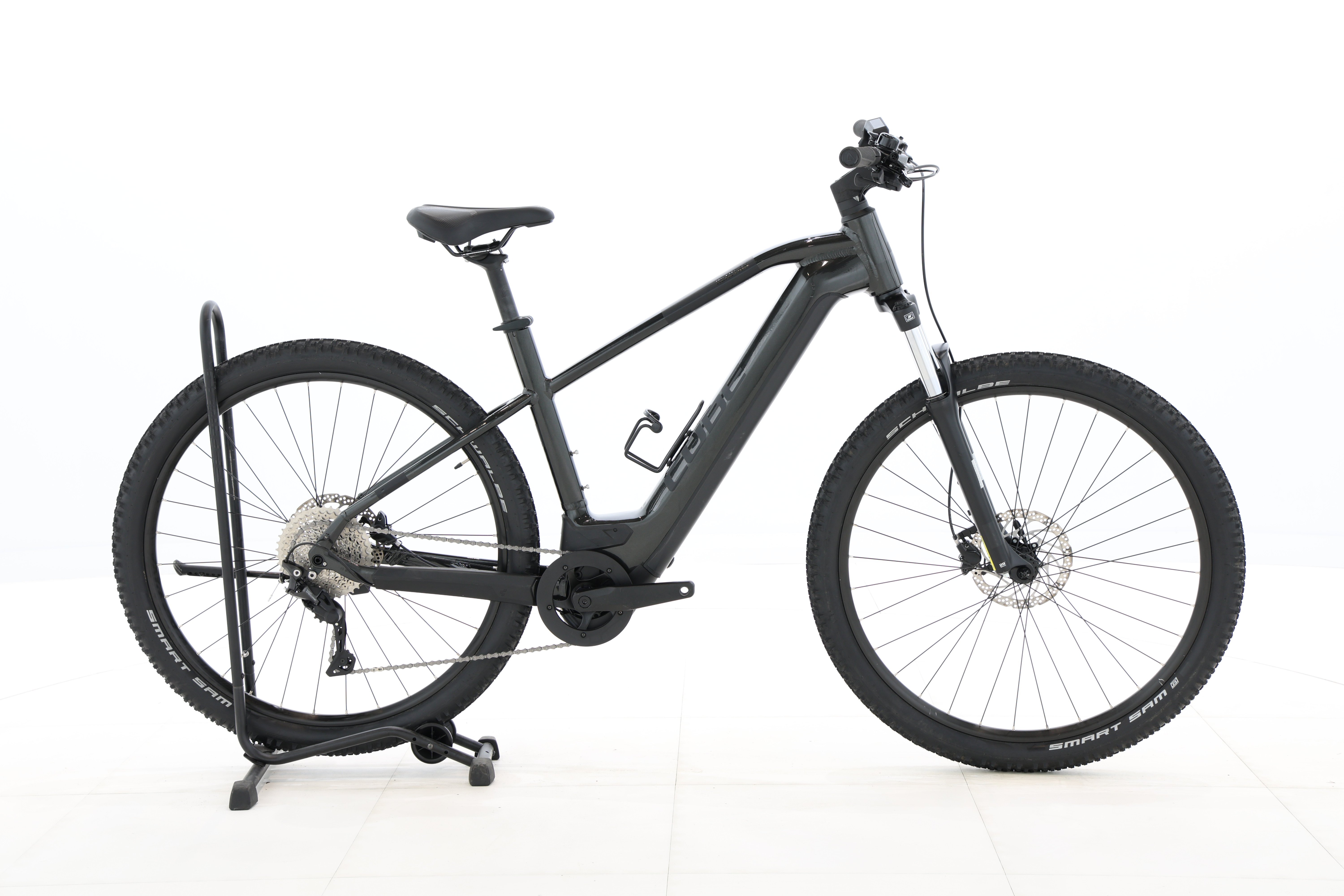 ee0efa12-d907-471c-9a3b-e1fc9815f80f