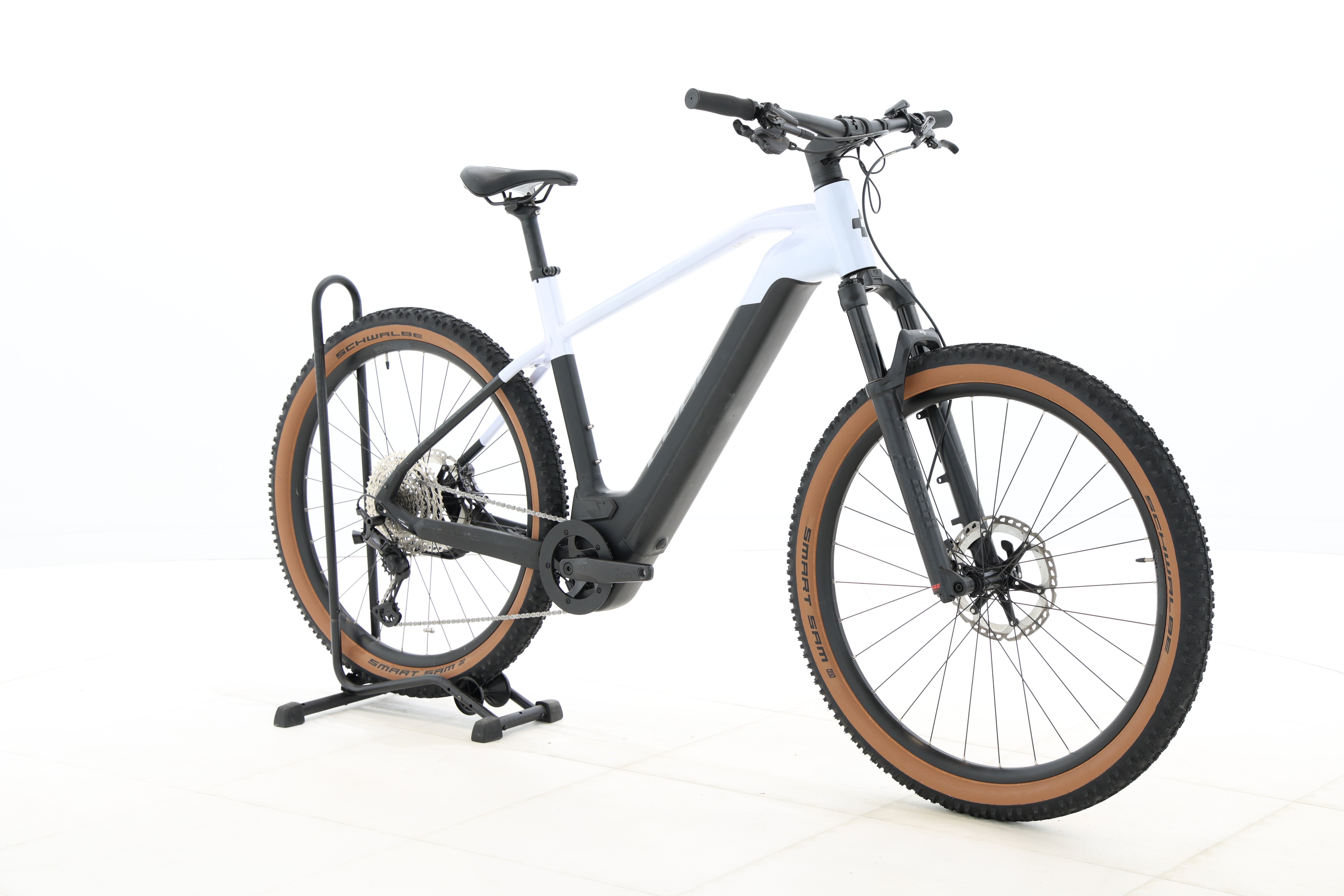 0f9aa271-3b09-4b40-9404-49262413c4b8