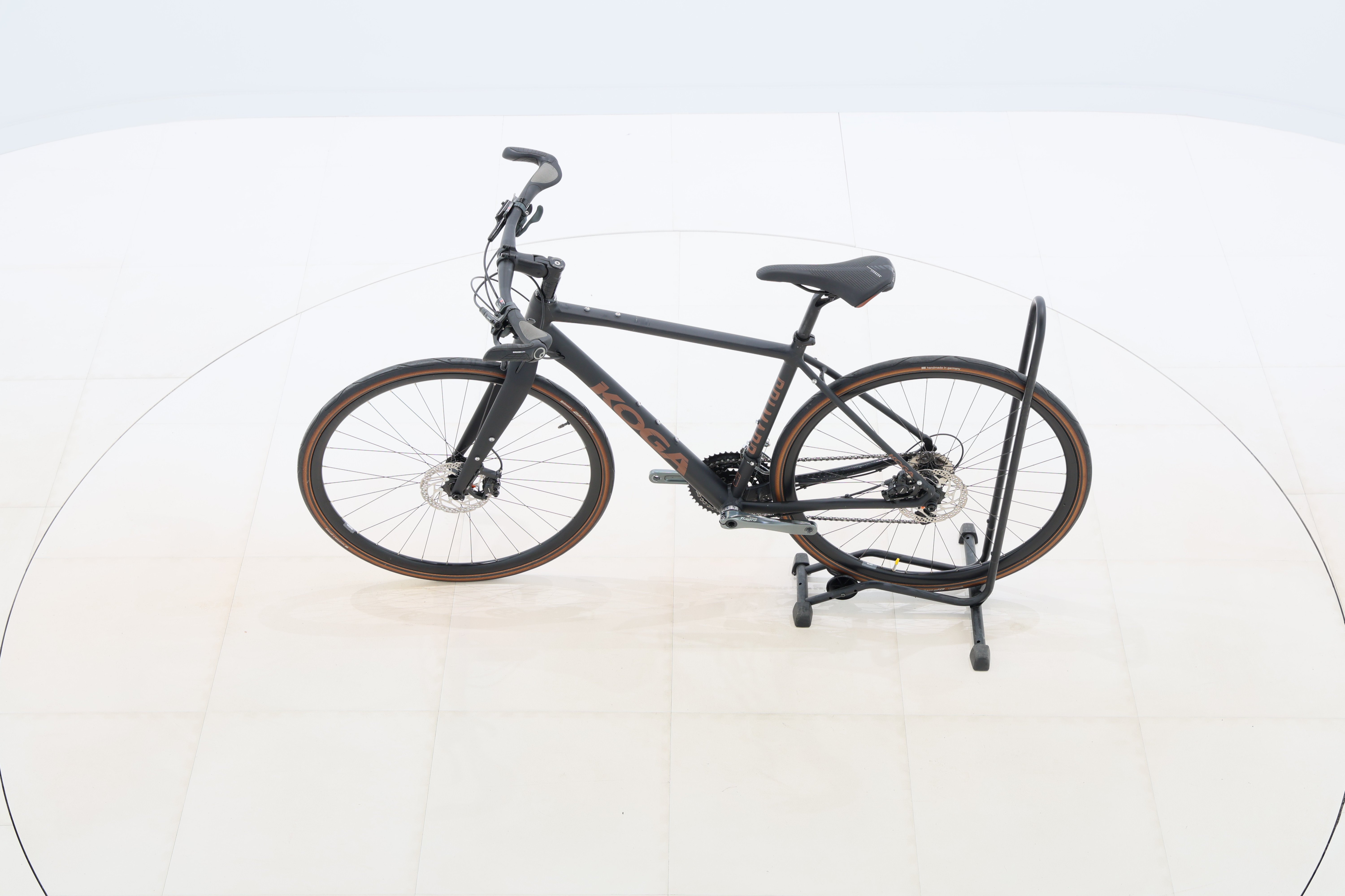 8d6131b7-5d12-4a49-a8f7-21b661485a29