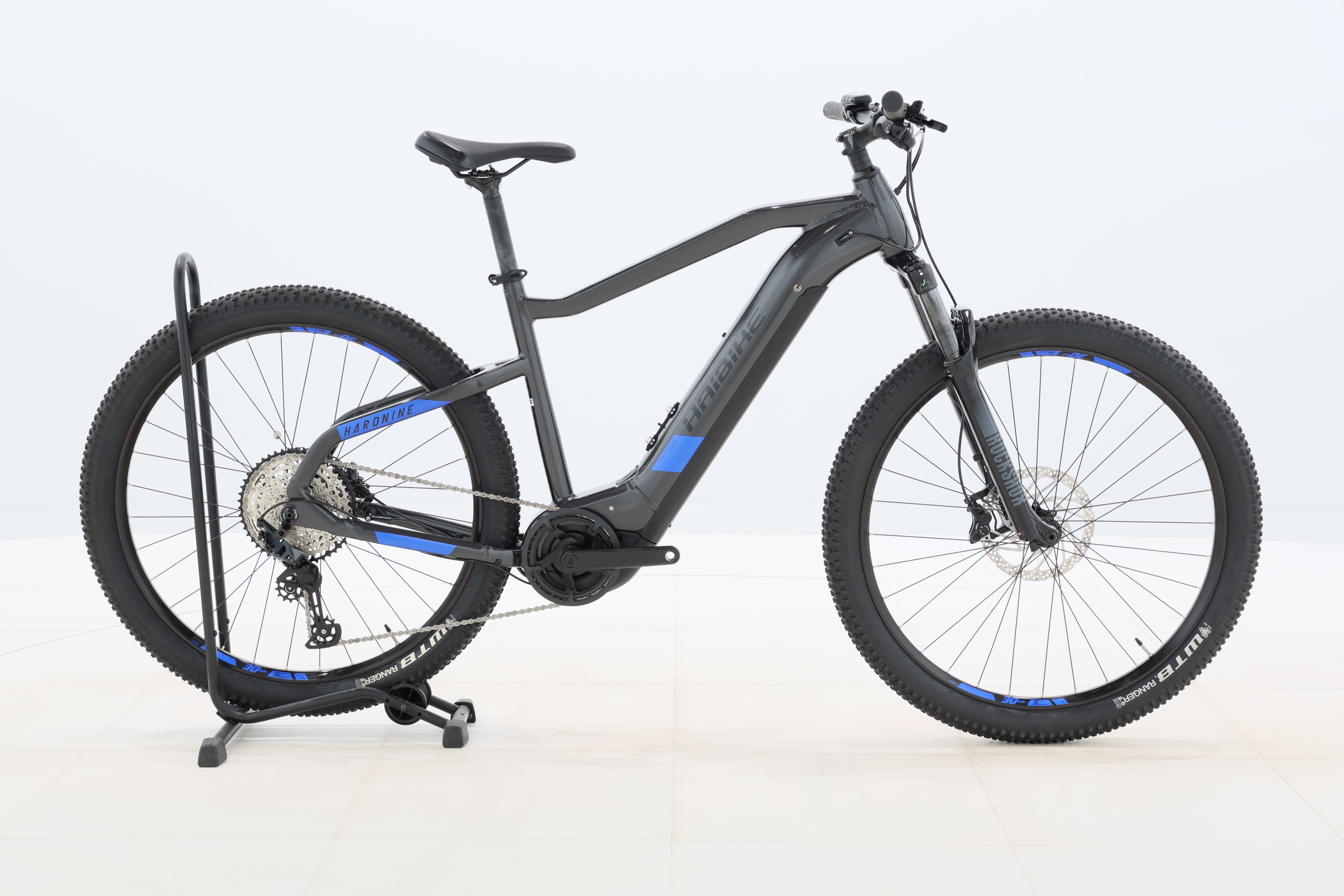 9bc2112a-3fe0-444e-8cd8-bff83731f691