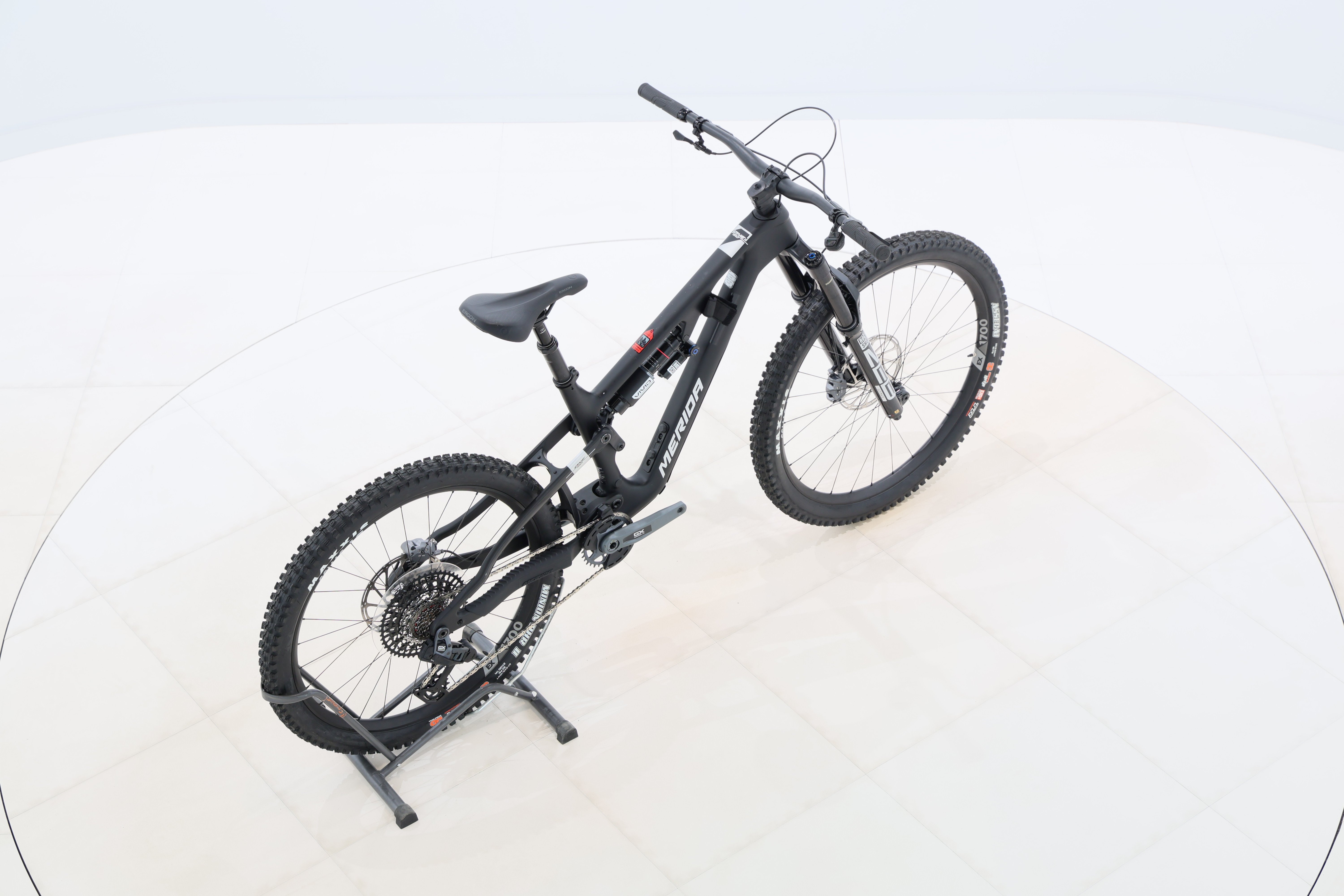 6eb6f4e5-6937-47ac-86ae-87bf5d0469de