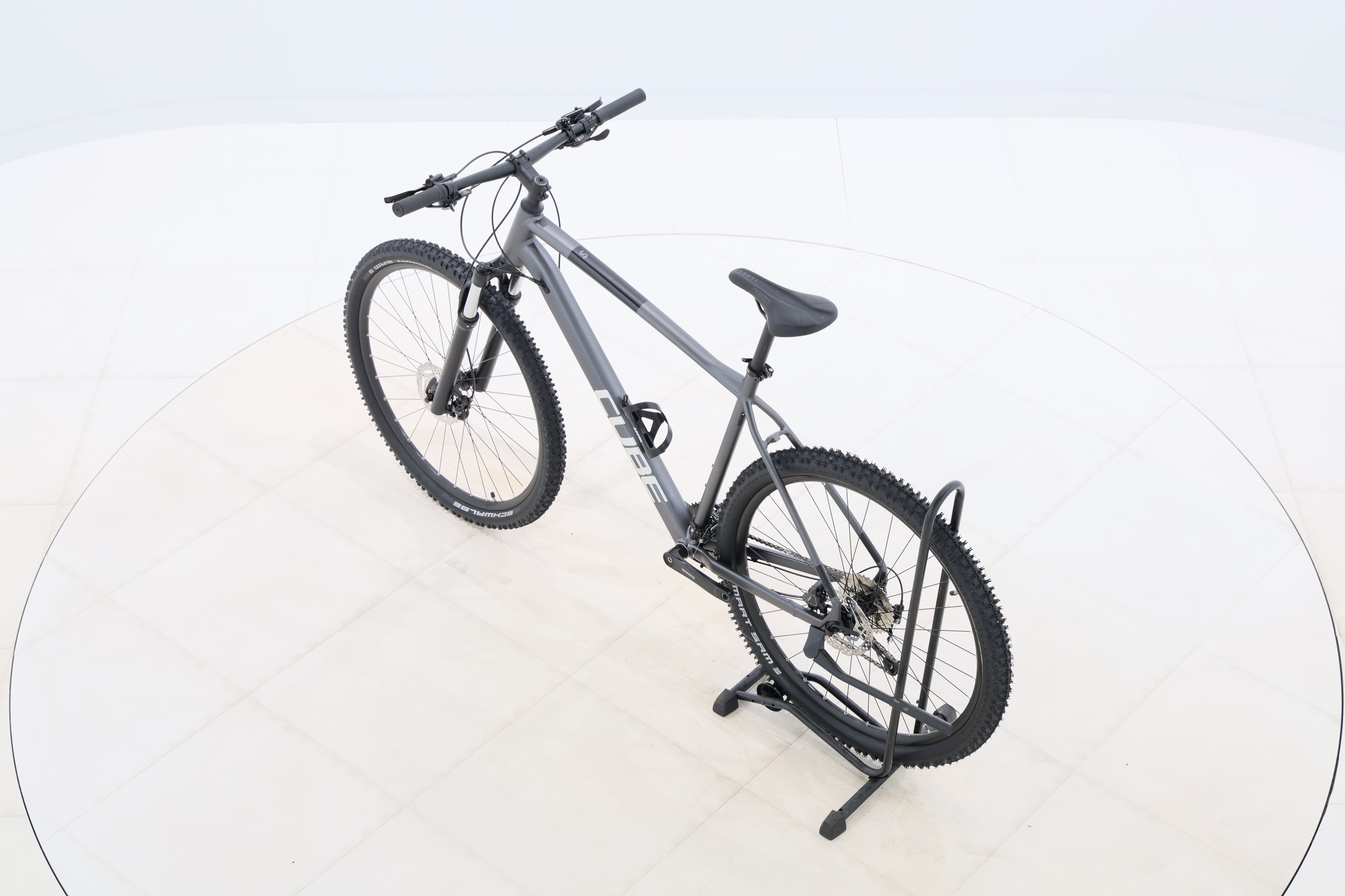 15c3b755-bdfd-42d8-8378-02d39288681e