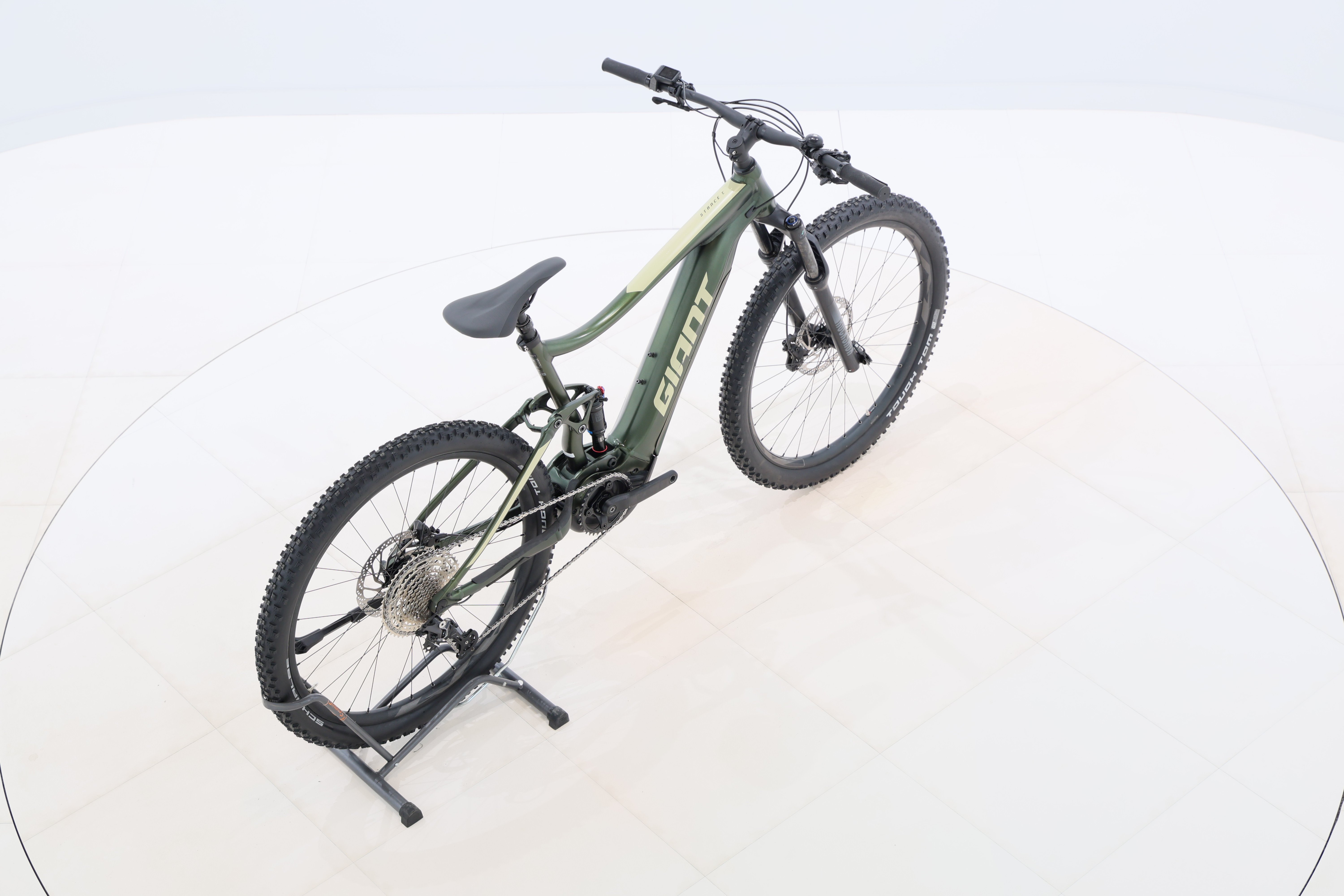 a852624a-d4d3-48ff-8b09-f63fd5b84c0c