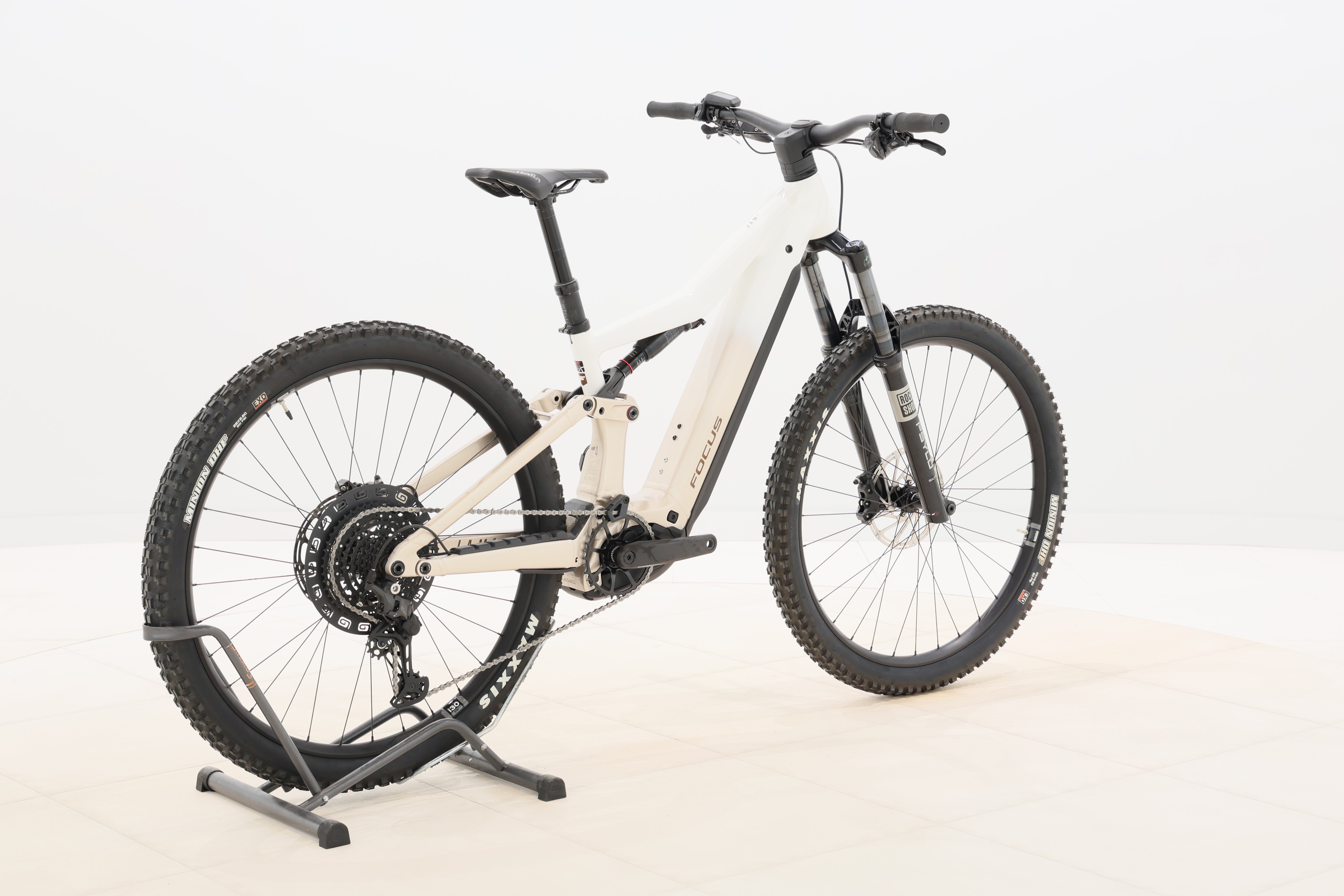 1884cd4b-5e20-417a-a3aa-1178e027a9f7