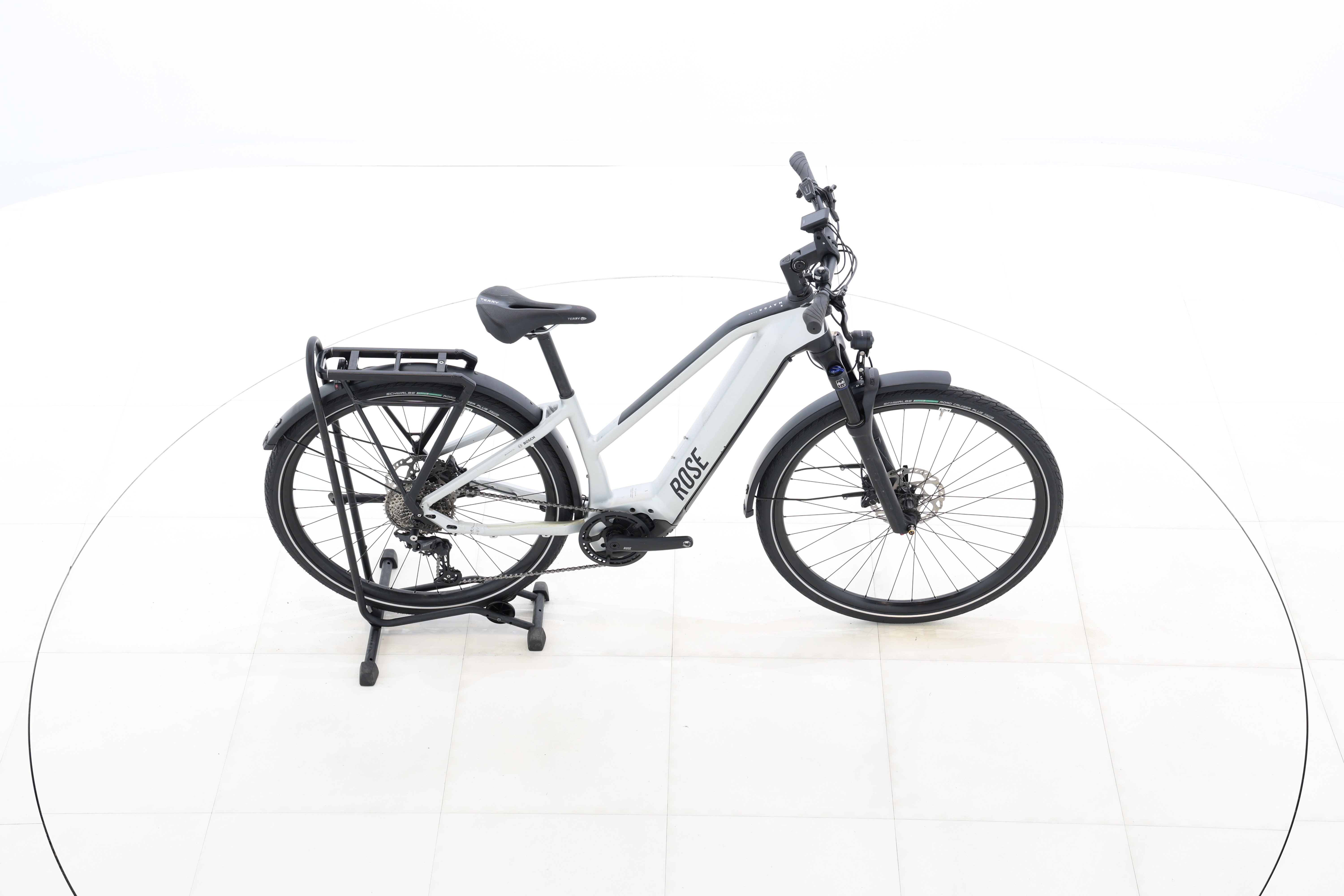 e6674589-98b0-415d-8ace-e10e56c81b9b