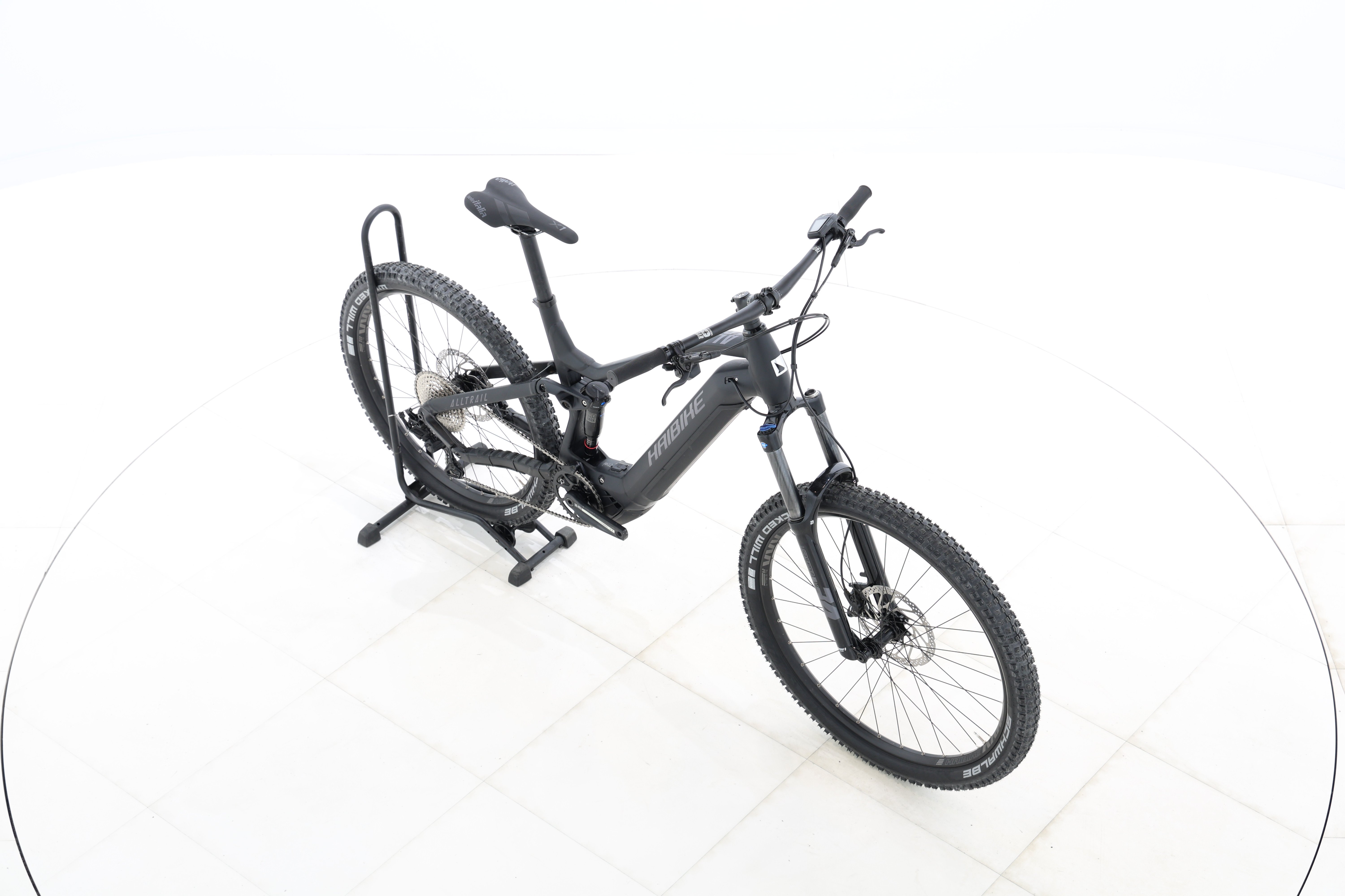 b94be269-99ef-42b1-8c1e-fa6850840289