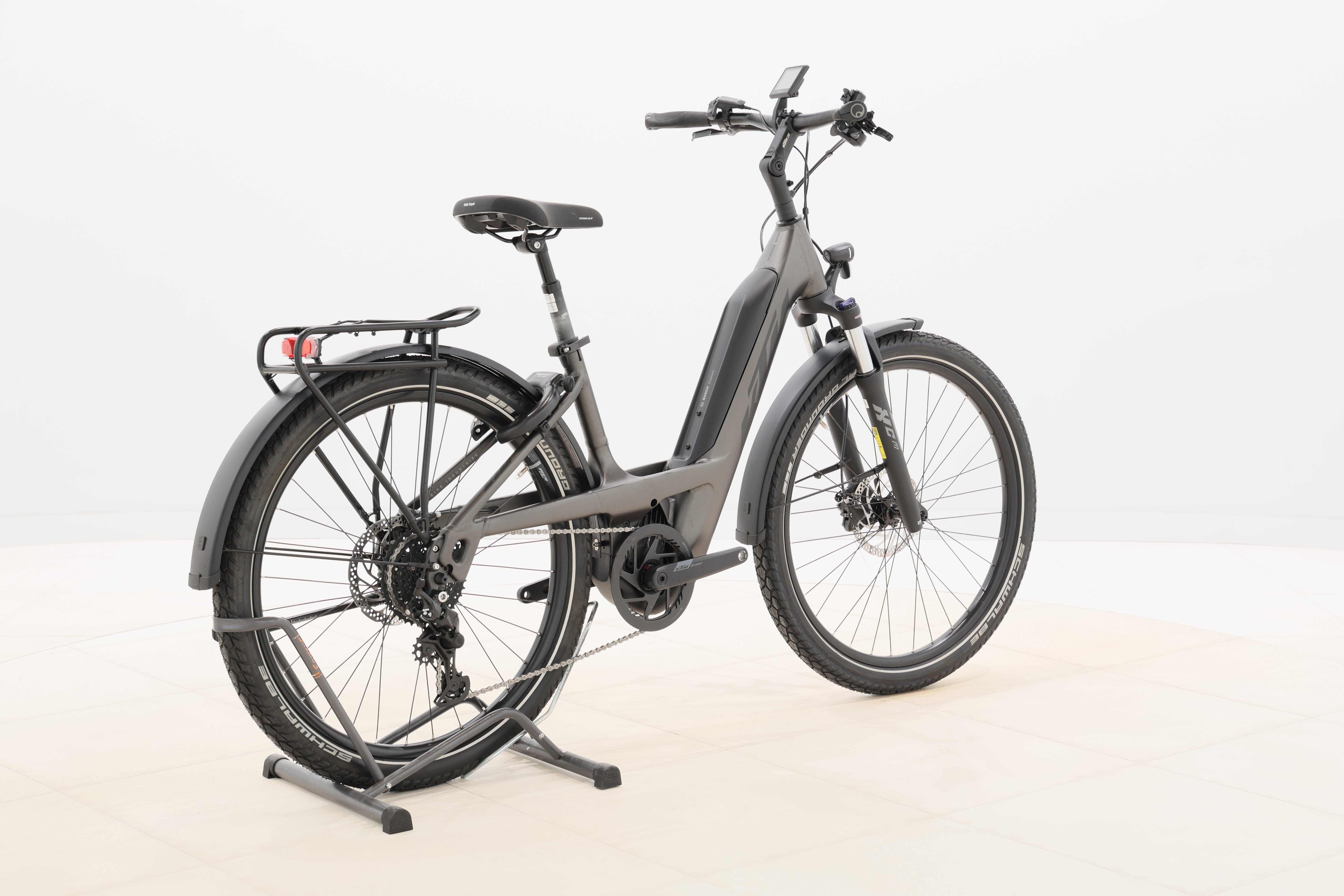 dc896d6e-3245-40ca-8f65-f7dc763e8aba