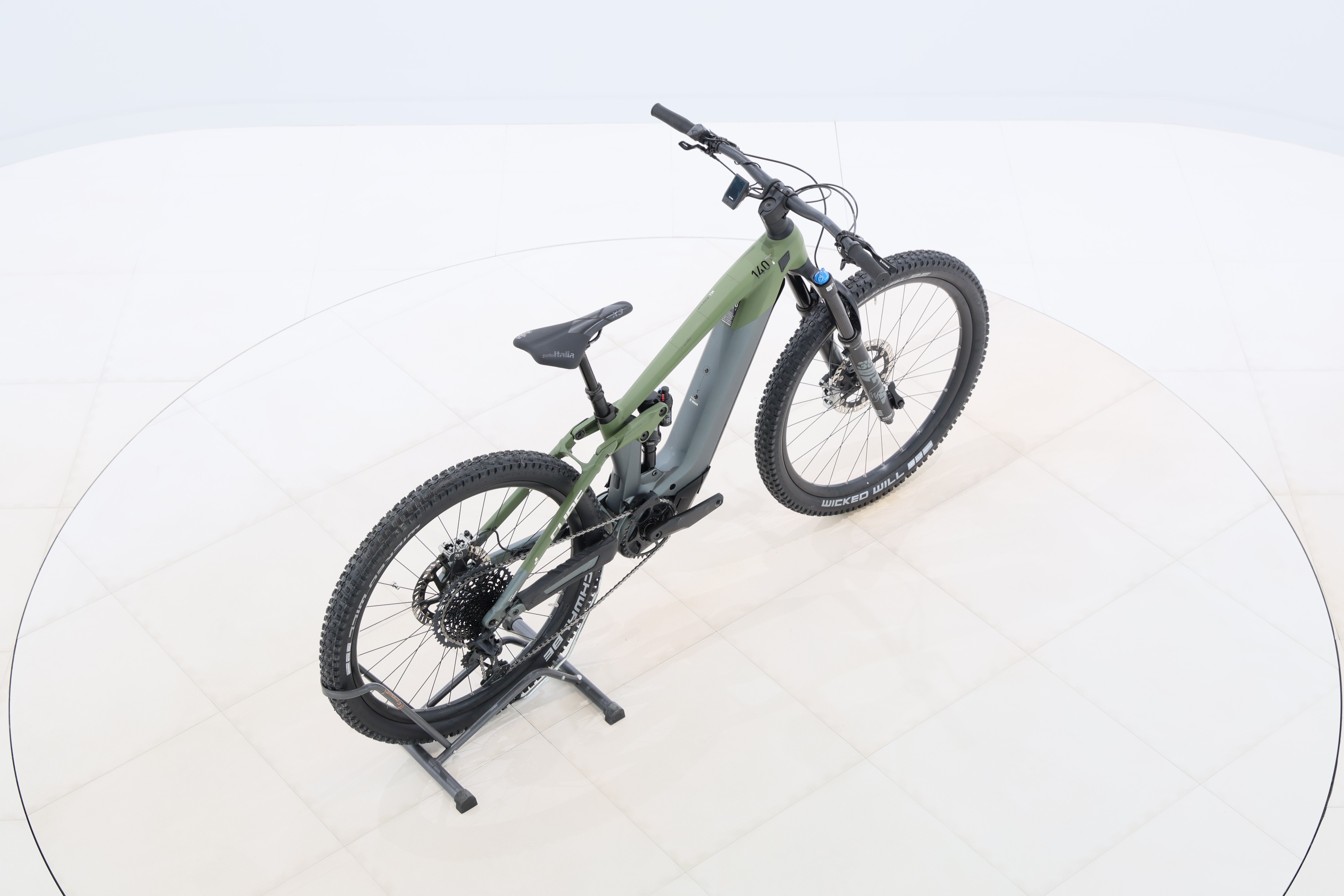 1ba46ace-ba73-4016-a8ca-490ab734134d