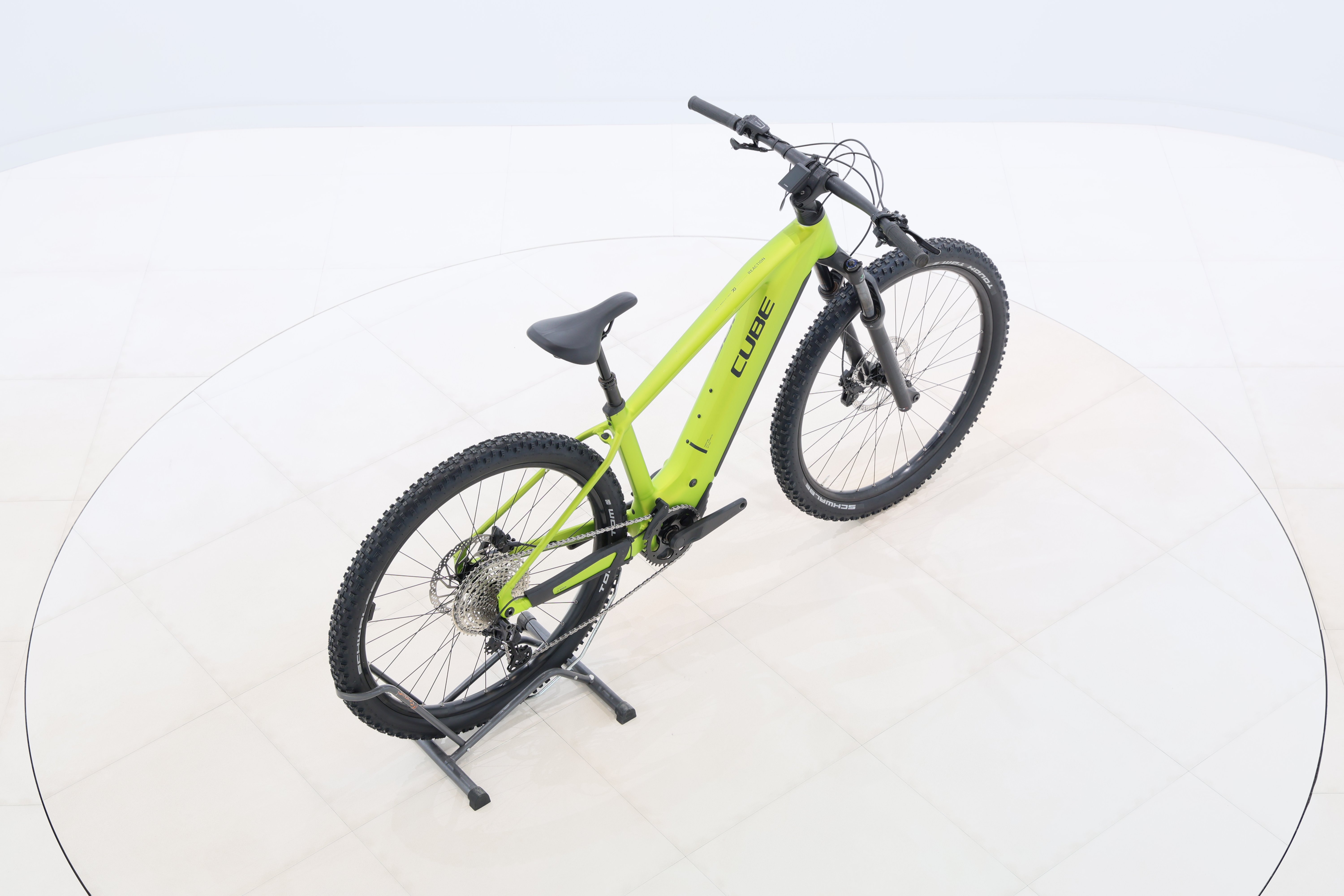 31b5c6b8-27c8-41f6-9268-78f4c41a1e9b