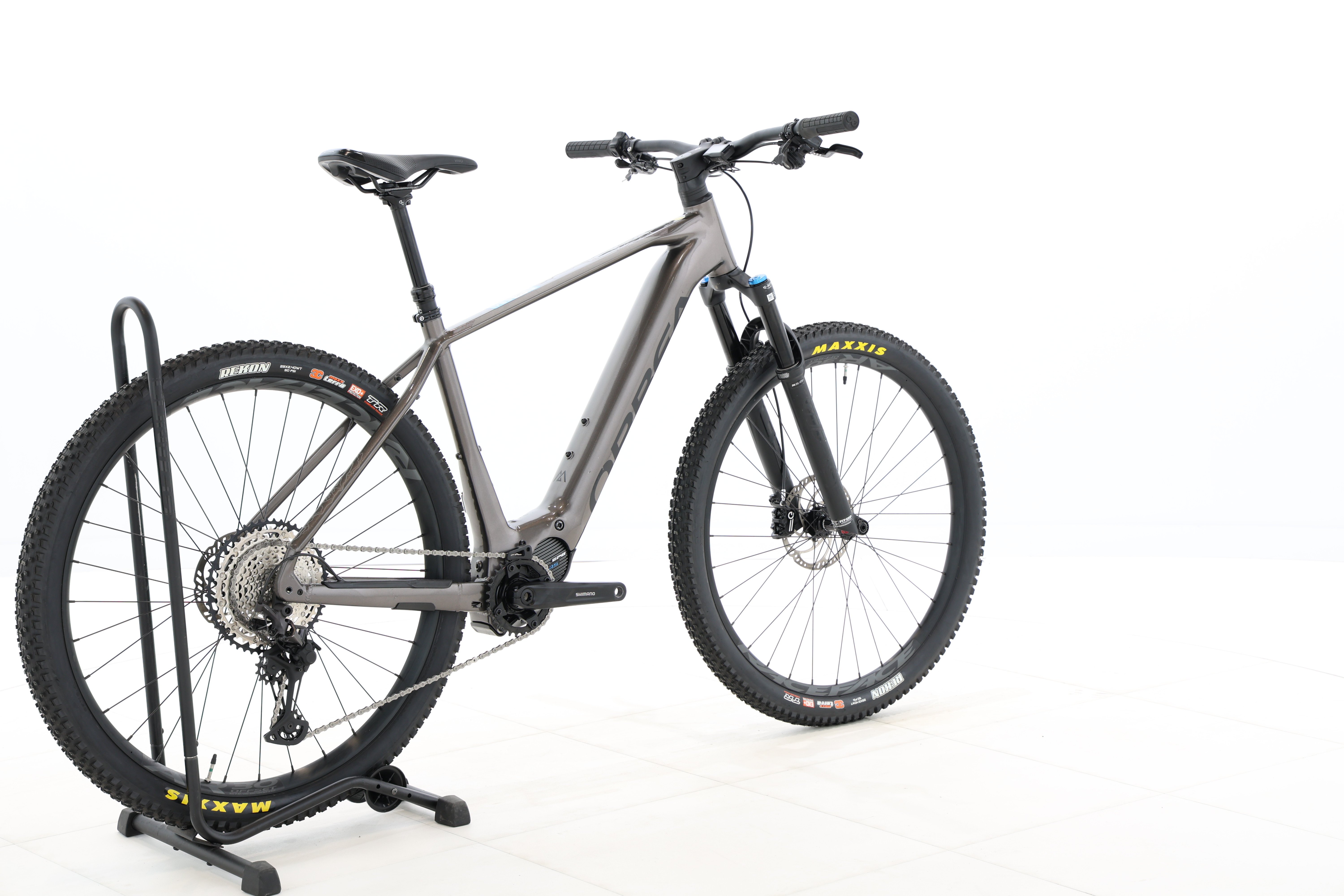 d88c2c1f-e6b9-47fe-82be-55fe2c0b6f4a