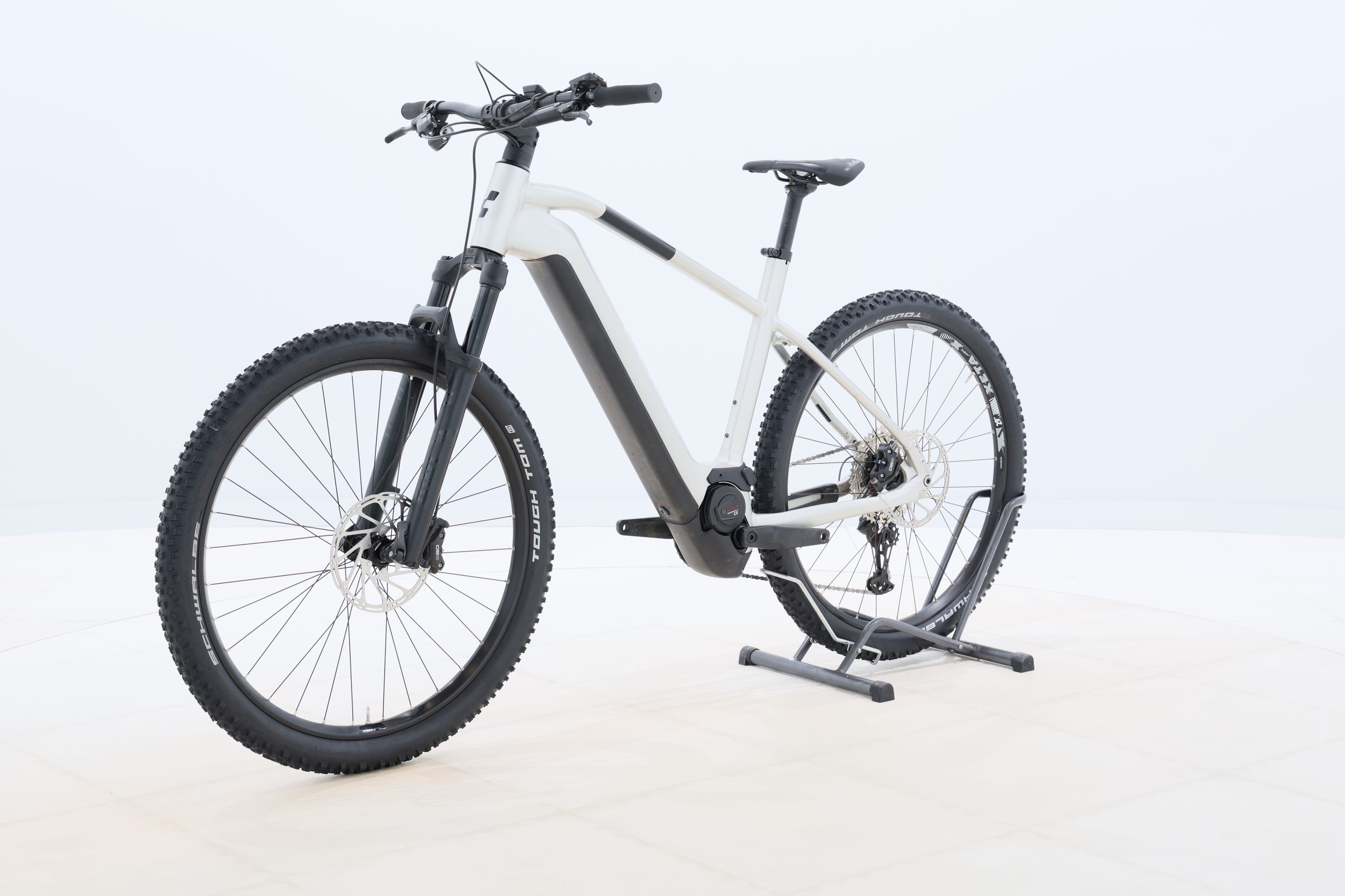 b20ef81b-c400-4c63-a309-5c96fe38114a