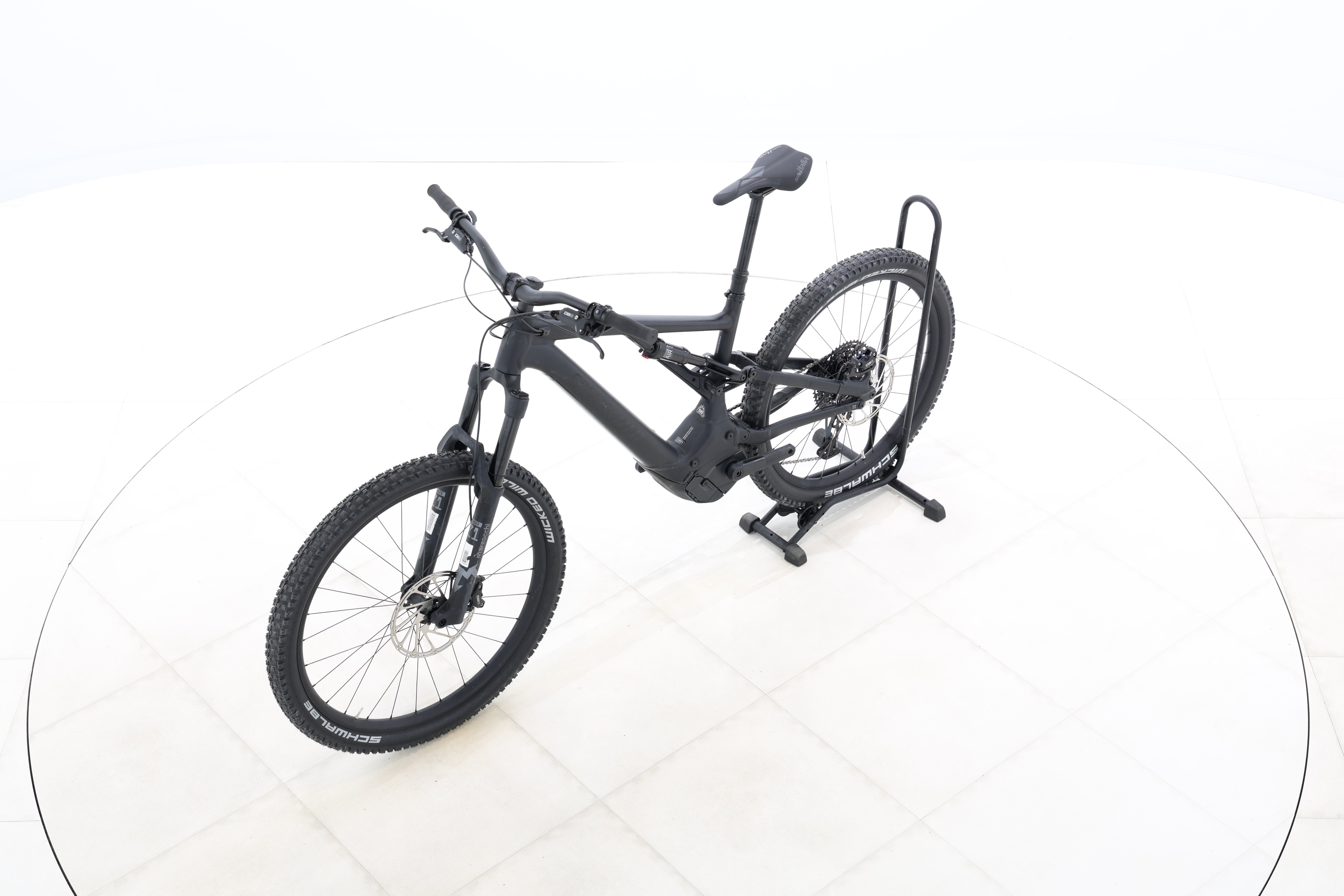 df0b311a-3d5b-49a8-b301-ae3b76e58722